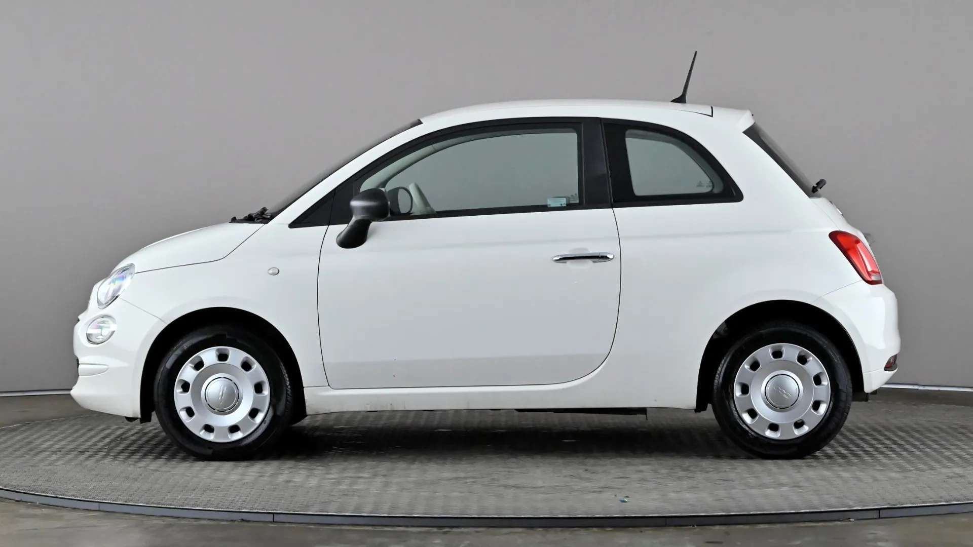 A 2017 FIAT 500 1.2 Pop A 2017 FIAT 500 1.2 Pop