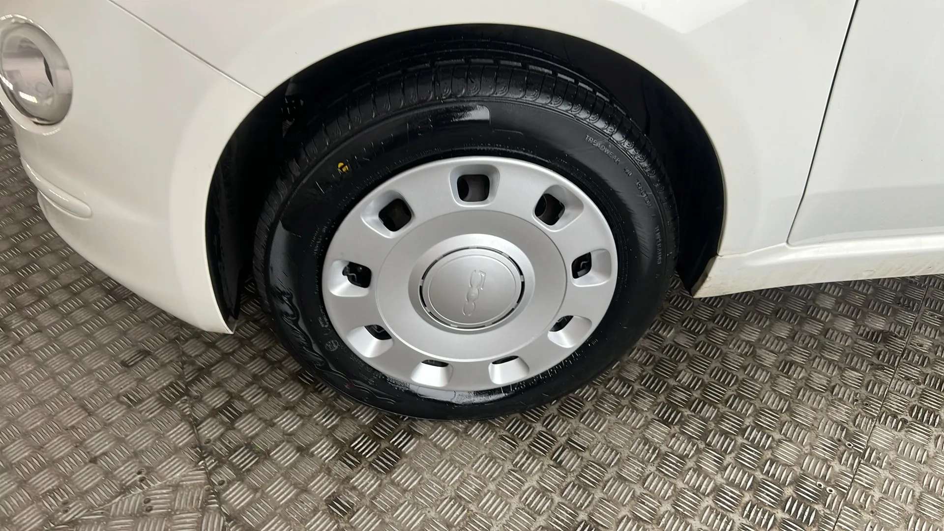 2017 FIAT 500 2017 FIAT 500