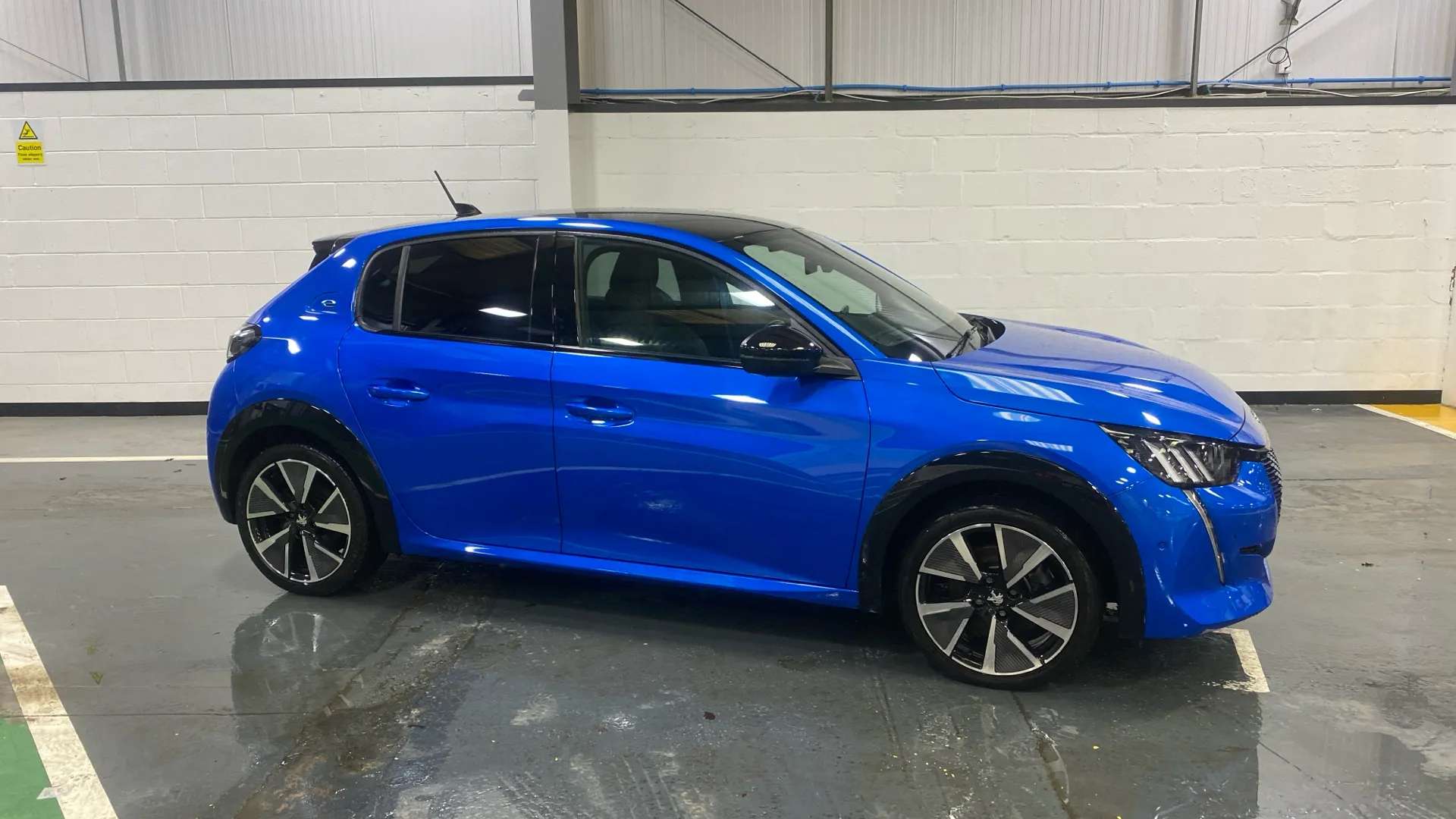 A 2022 PEUGEOT 208 100kW GT 50kWh Auto A 2022 PEUGEOT 208 100kW GT 50kWh Auto