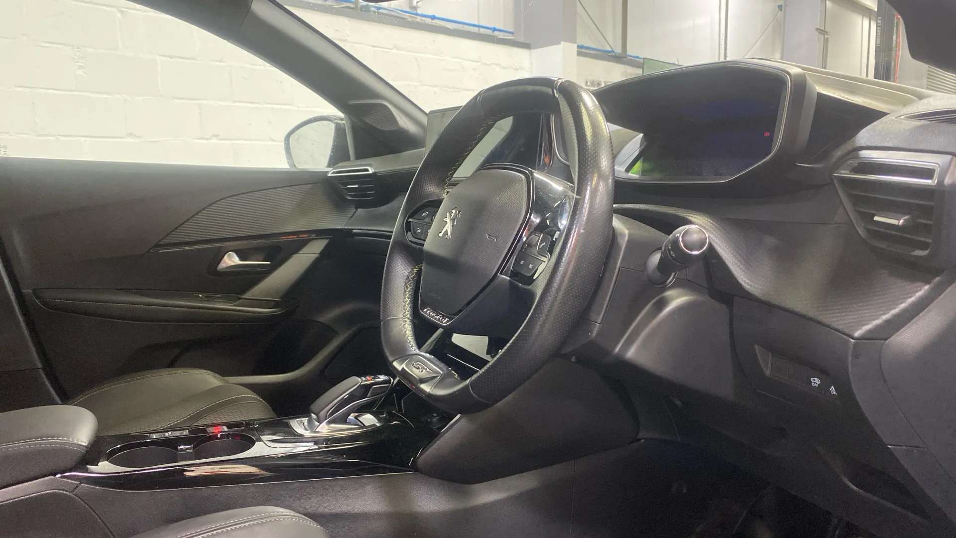 A 2022 PEUGEOT 208 100kW GT 50kWh Auto A 2022 PEUGEOT 208 100kW GT 50kWh Auto