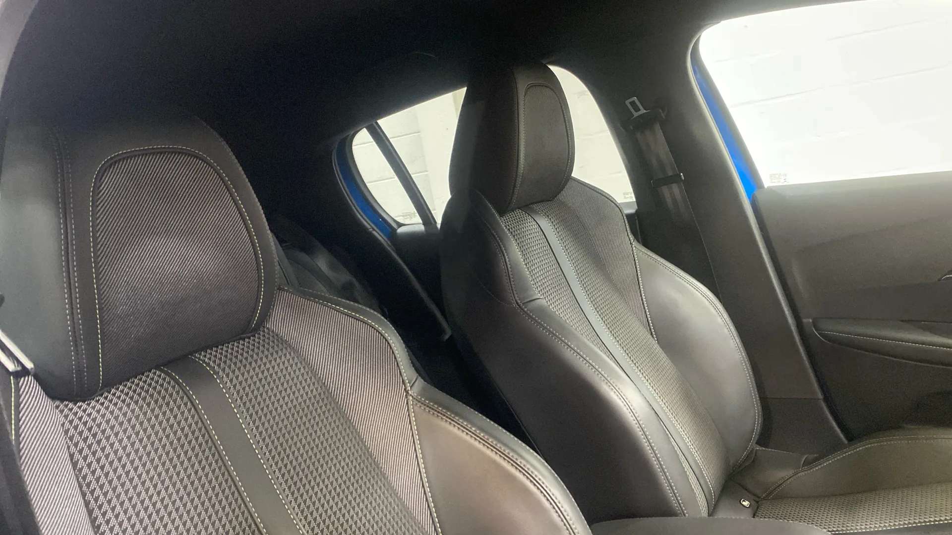 2022 PEUGEOT 208 2022 PEUGEOT 208