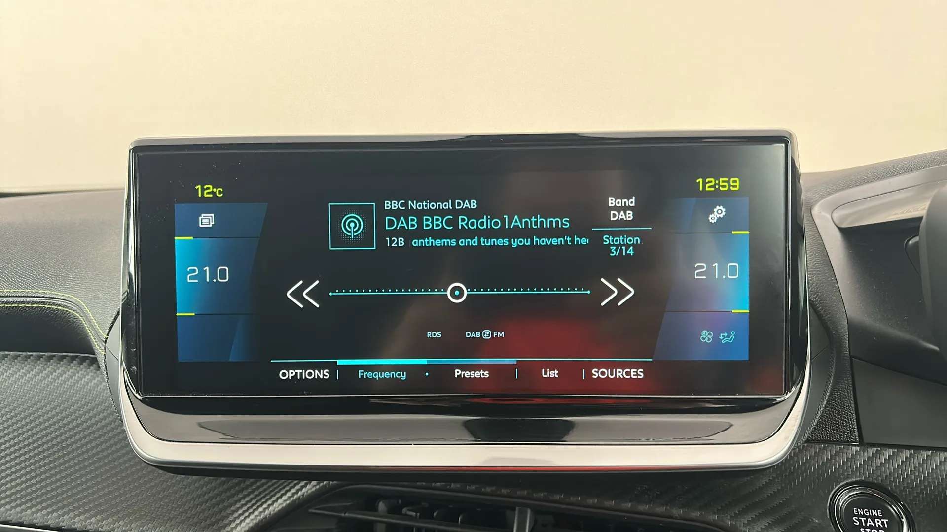 2023 PEUGEOT 2008 2023 PEUGEOT 2008