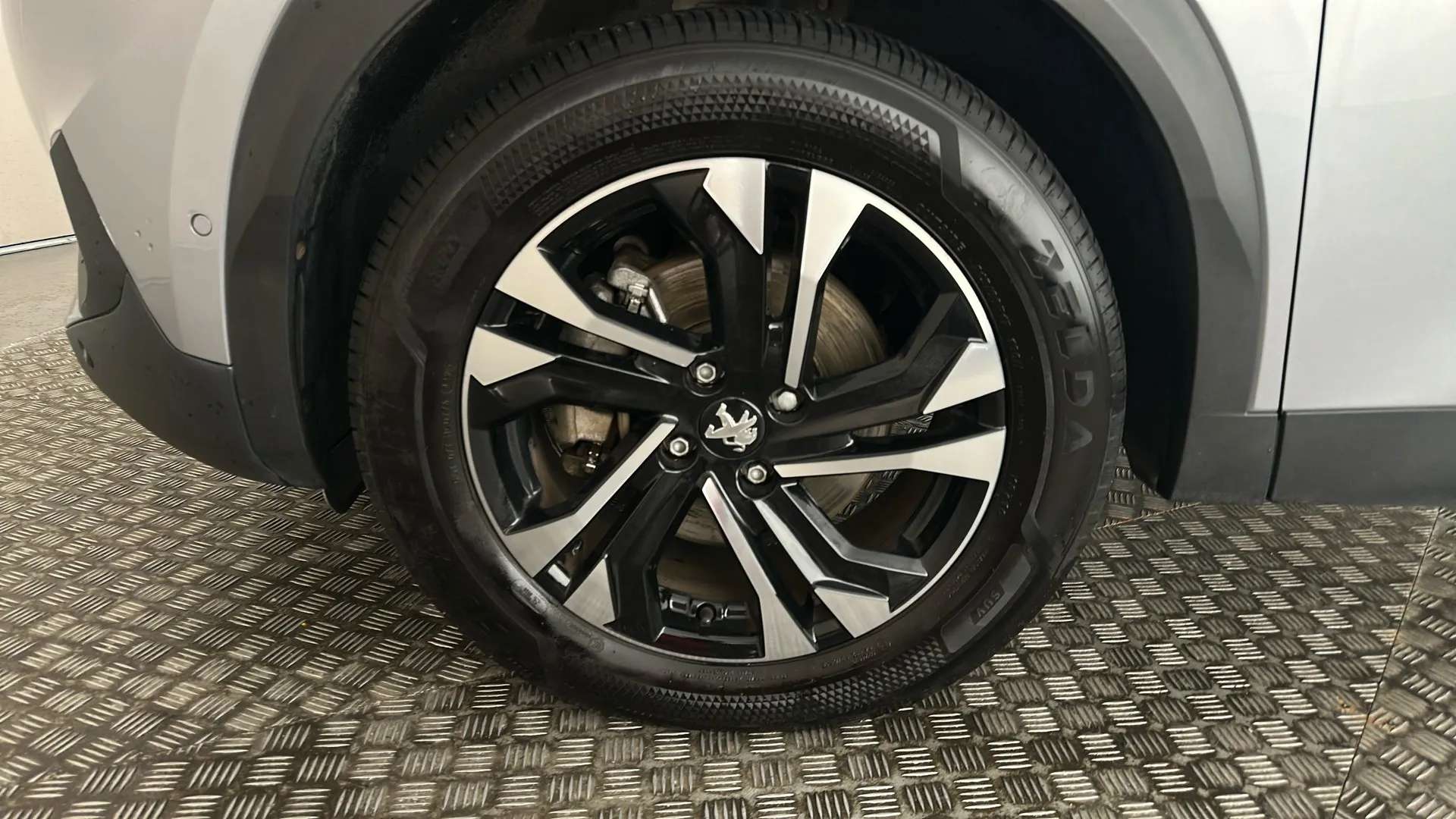 2023 PEUGEOT 2008 2023 PEUGEOT 2008