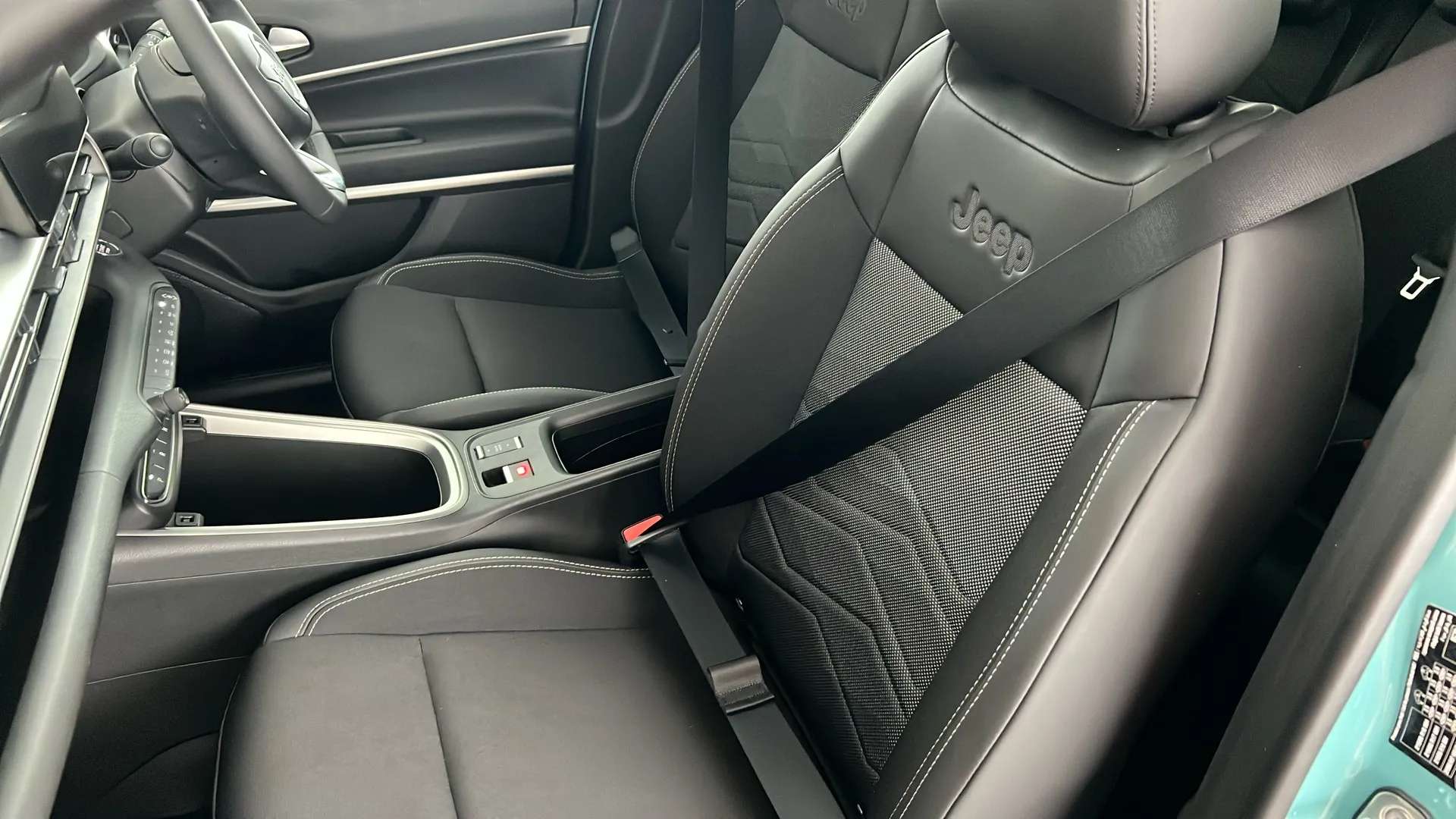 2025 JEEP AVENGER 2025 JEEP AVENGER