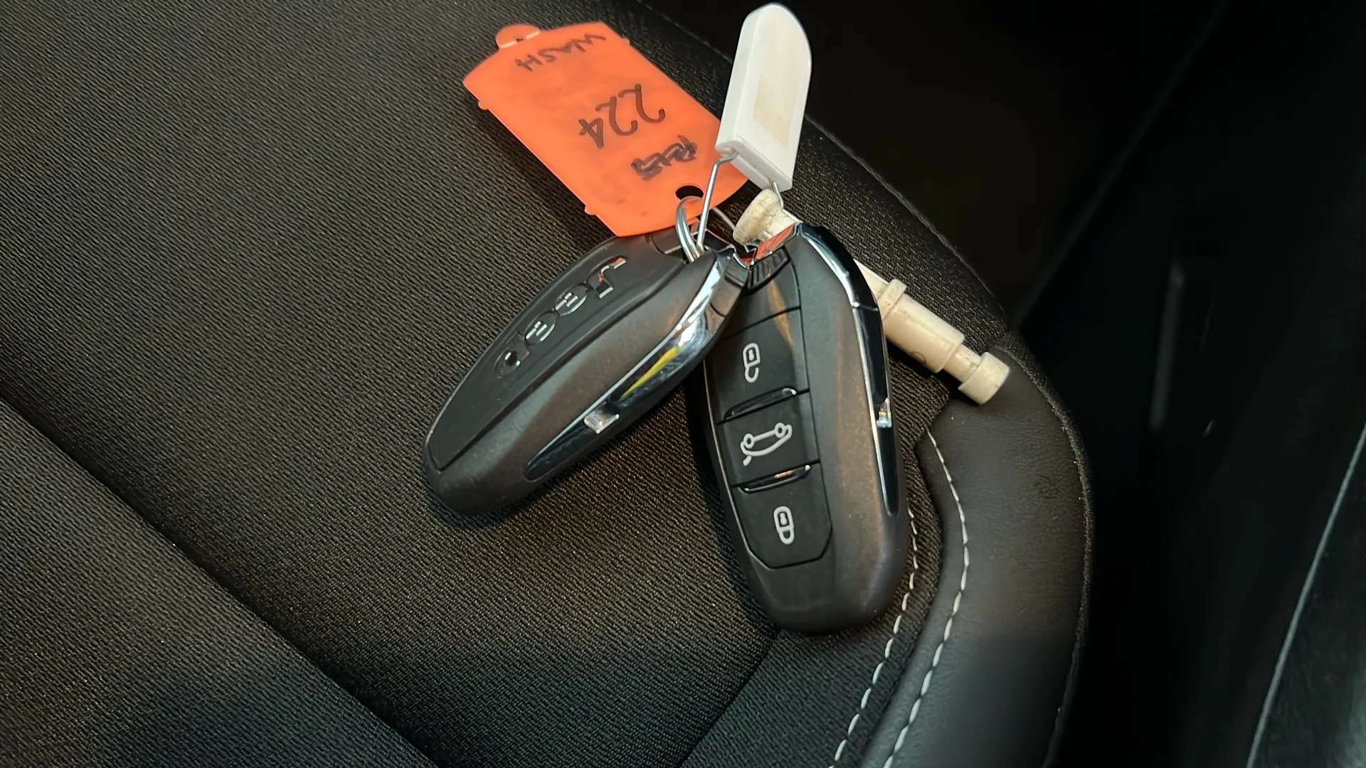 2024 JEEP AVENGER 2024 JEEP AVENGER