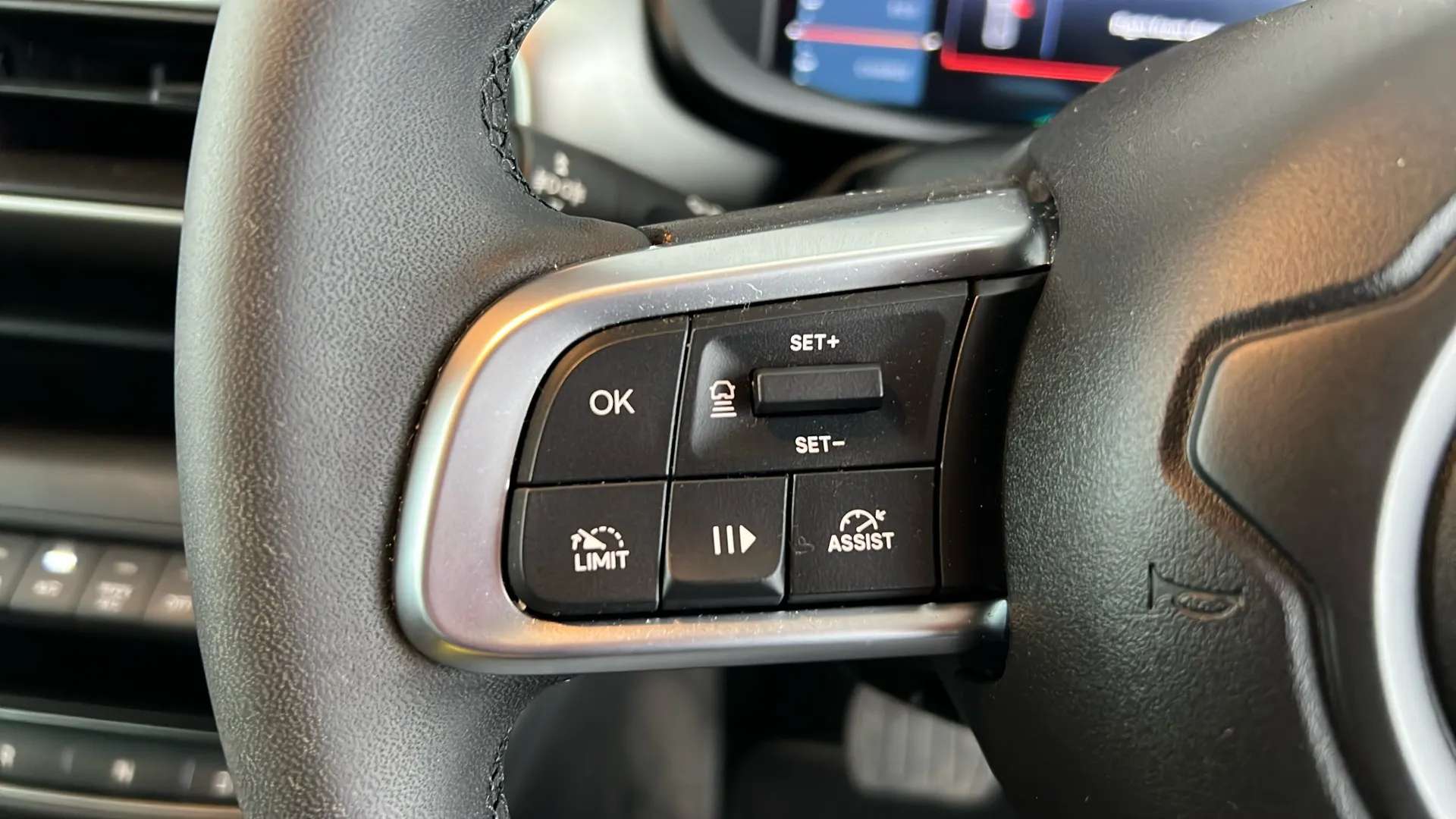 2024 JEEP AVENGER 2024 JEEP AVENGER