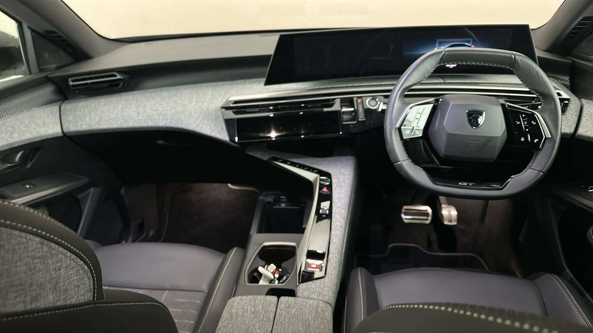 2025 PEUGEOT 3008 2025 PEUGEOT 3008