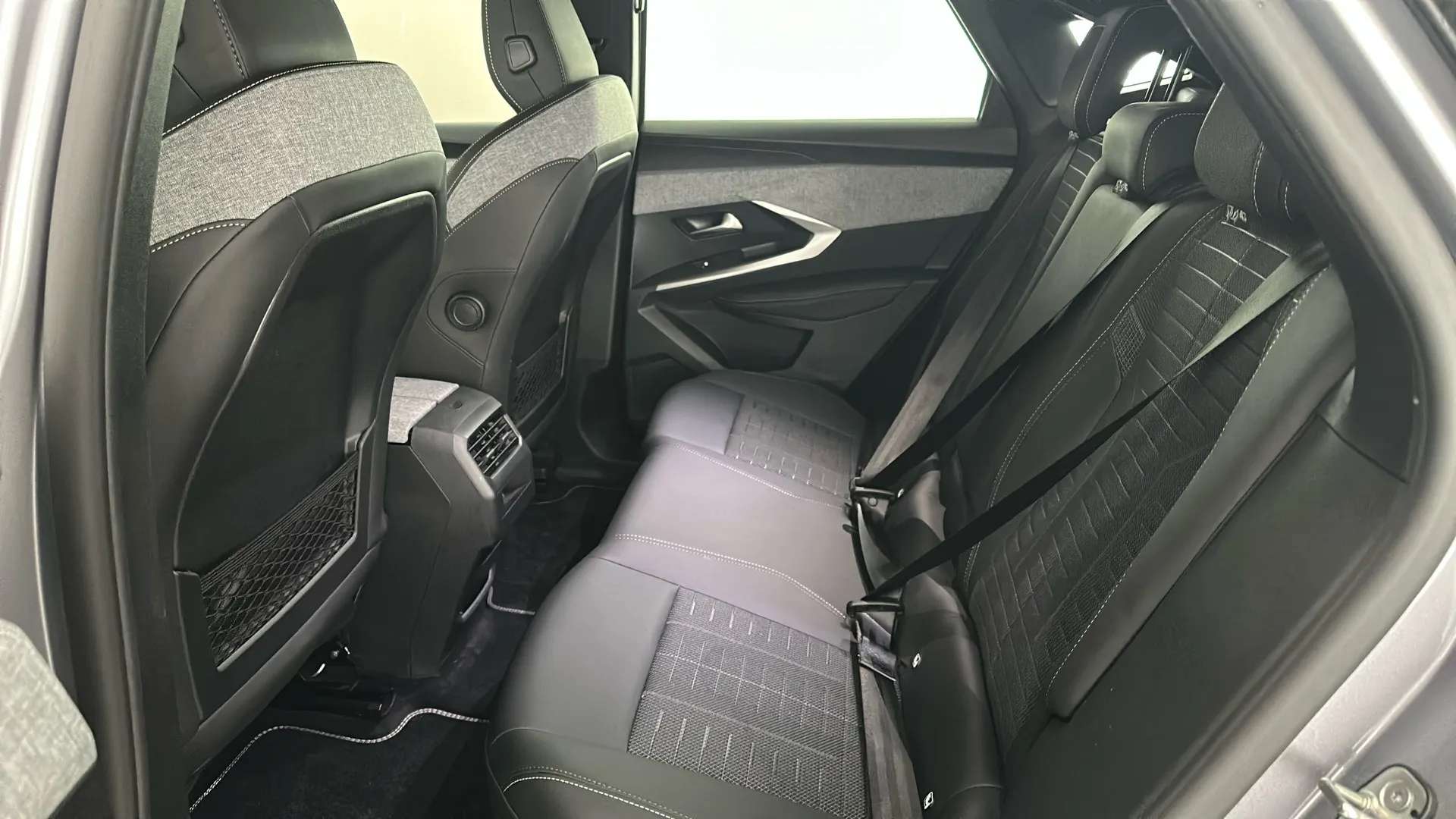 2025 PEUGEOT 3008 2025 PEUGEOT 3008