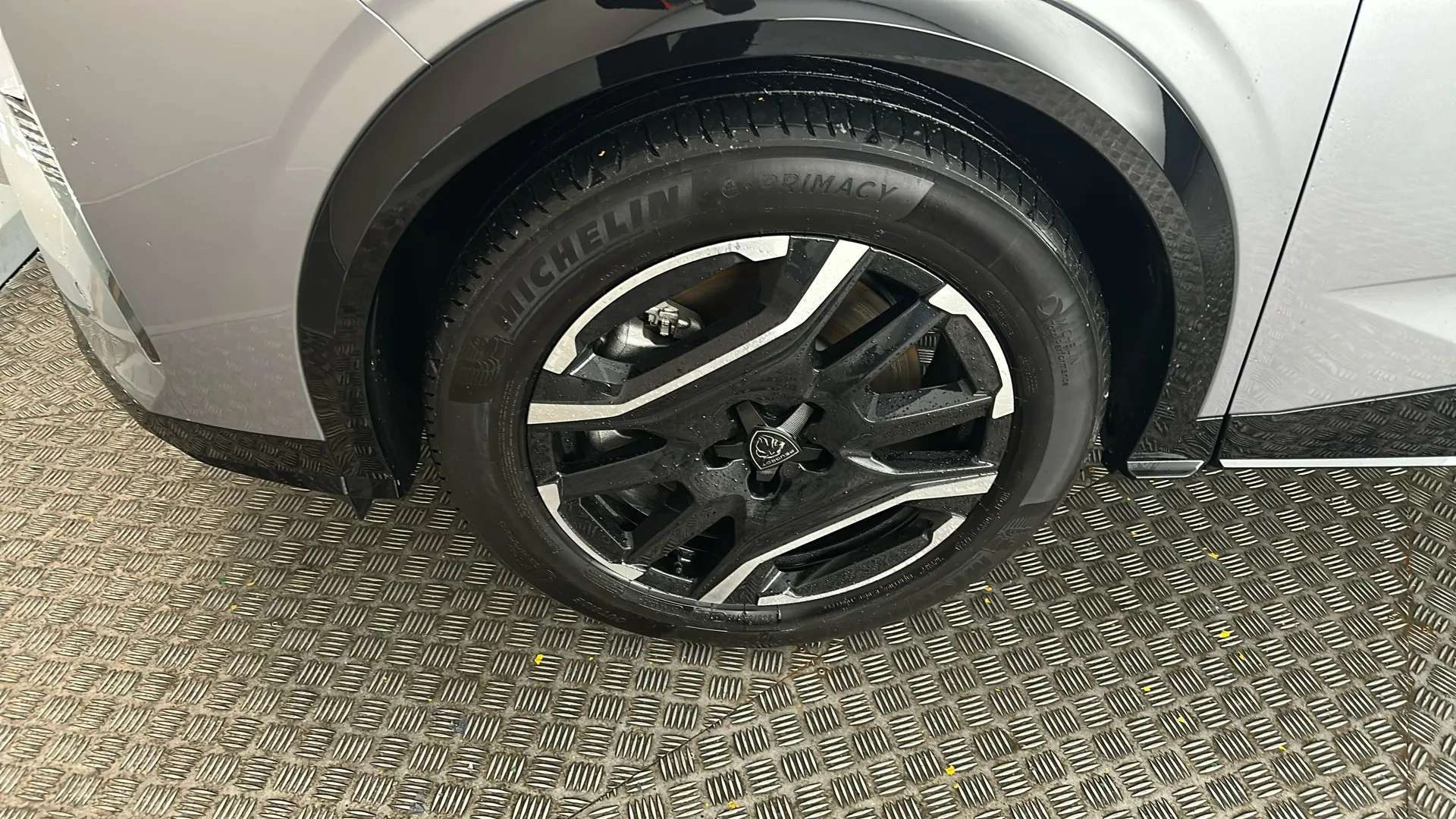 2025 PEUGEOT 3008 2025 PEUGEOT 3008