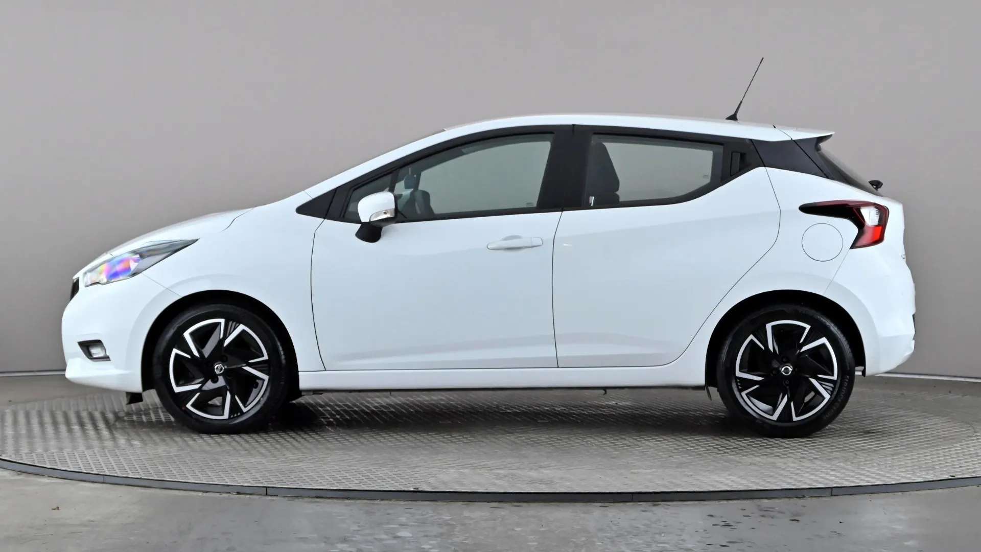 A 2022 NISSAN MICRA 1.0 IG-T 92 Acenta A 2022 NISSAN MICRA 1.0 IG-T 92 Acenta