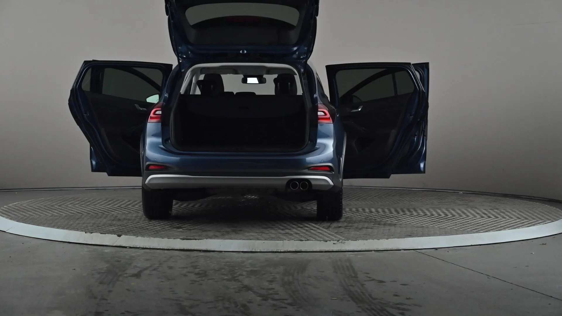 2022 FORD FOCUS 2022 FORD FOCUS