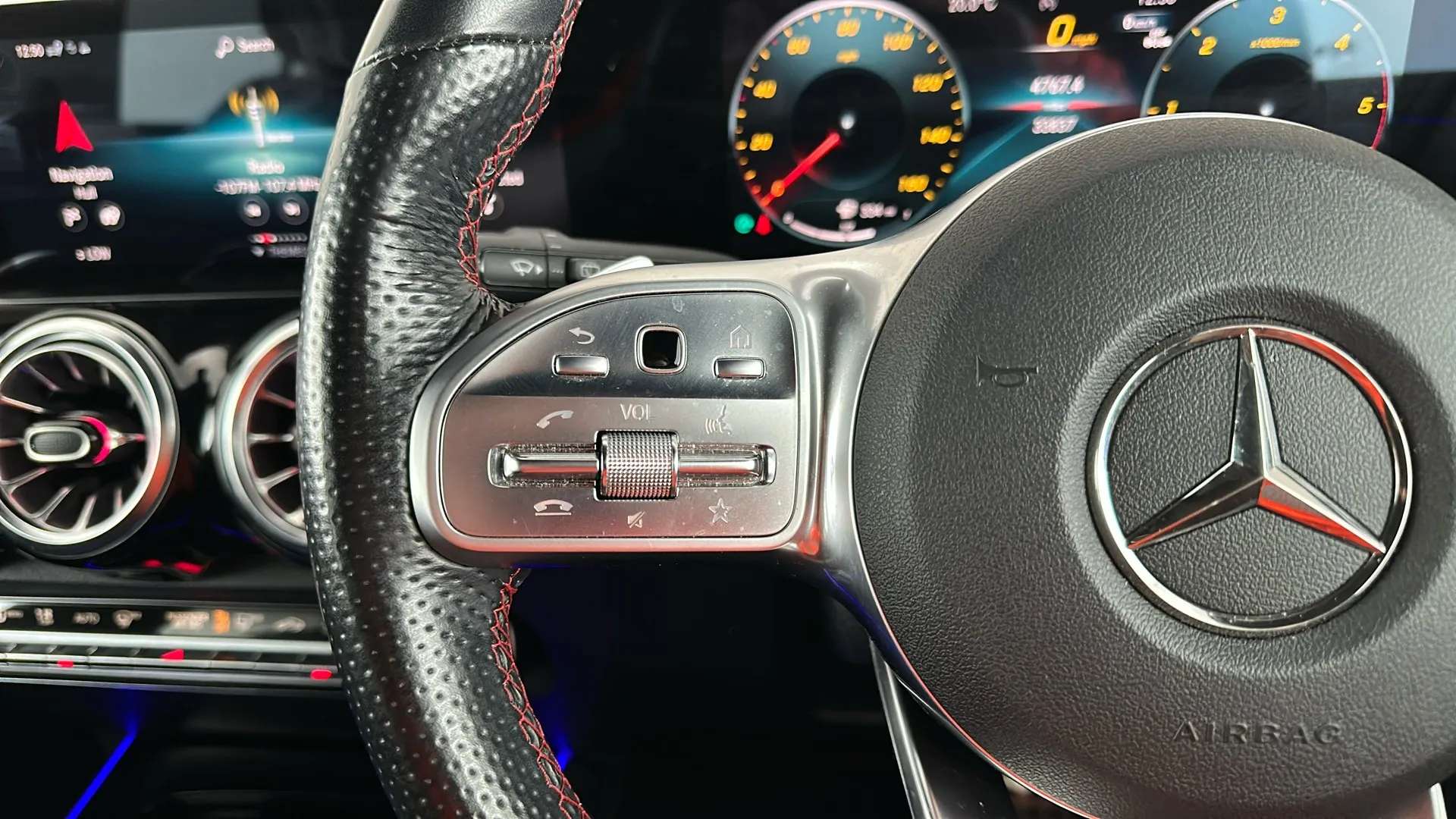 2023 MERCEDES-BENZ GLB 2023 MERCEDES-BENZ GLB