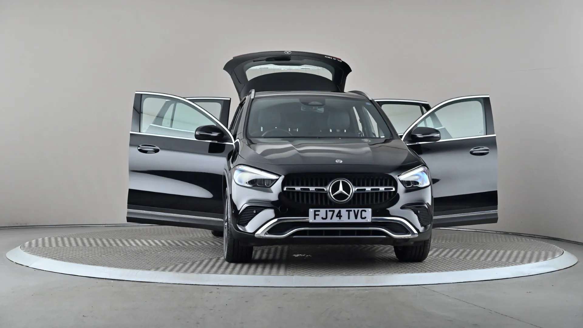 2025 MERCEDES-BENZ GLA 2025 MERCEDES-BENZ GLA