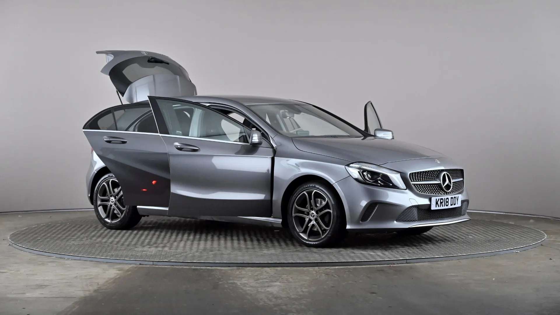 2018 MERCEDES-BENZ A CLASS 2018 MERCEDES-BENZ A CLASS