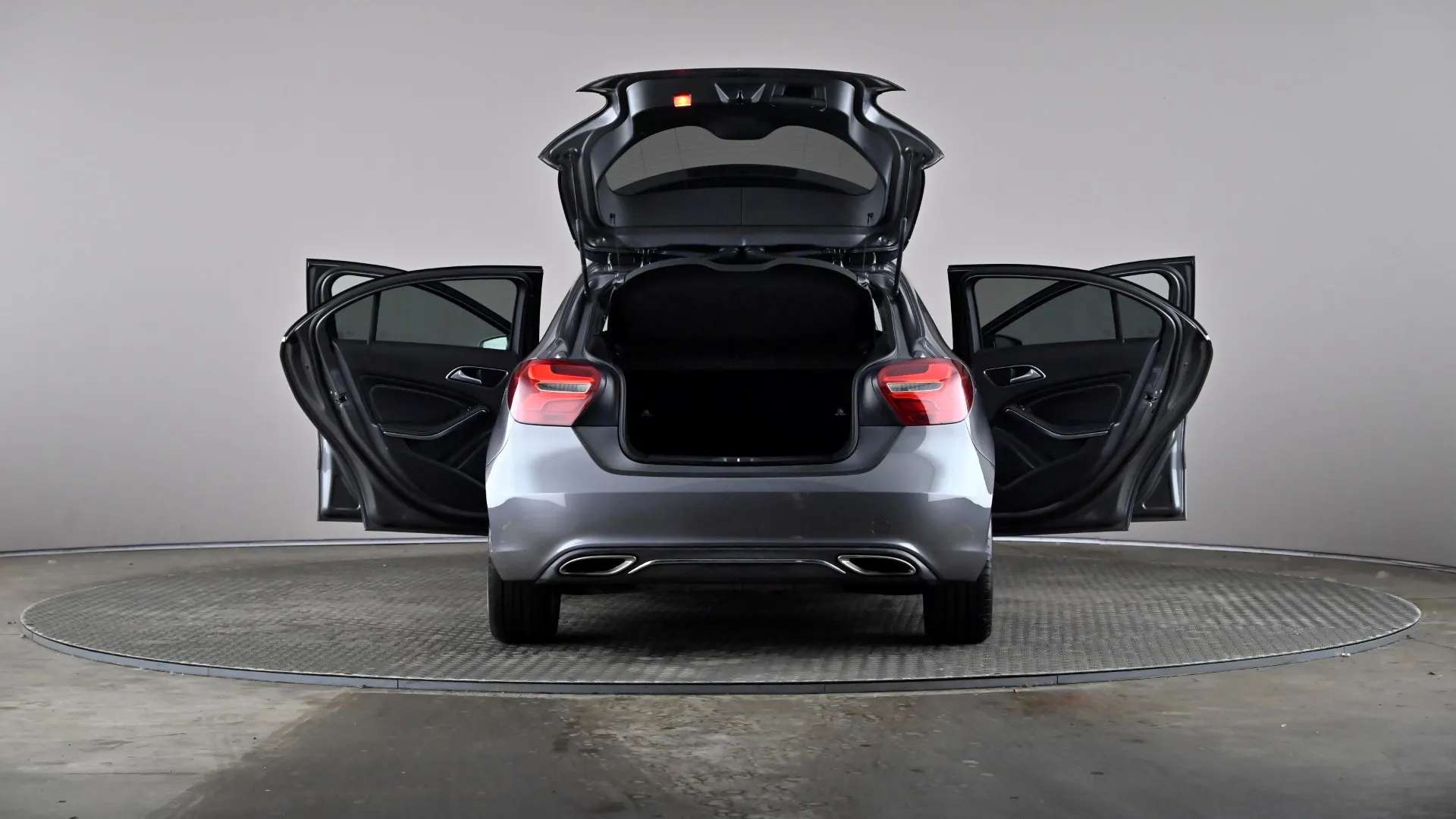 2018 MERCEDES-BENZ A CLASS 2018 MERCEDES-BENZ A CLASS