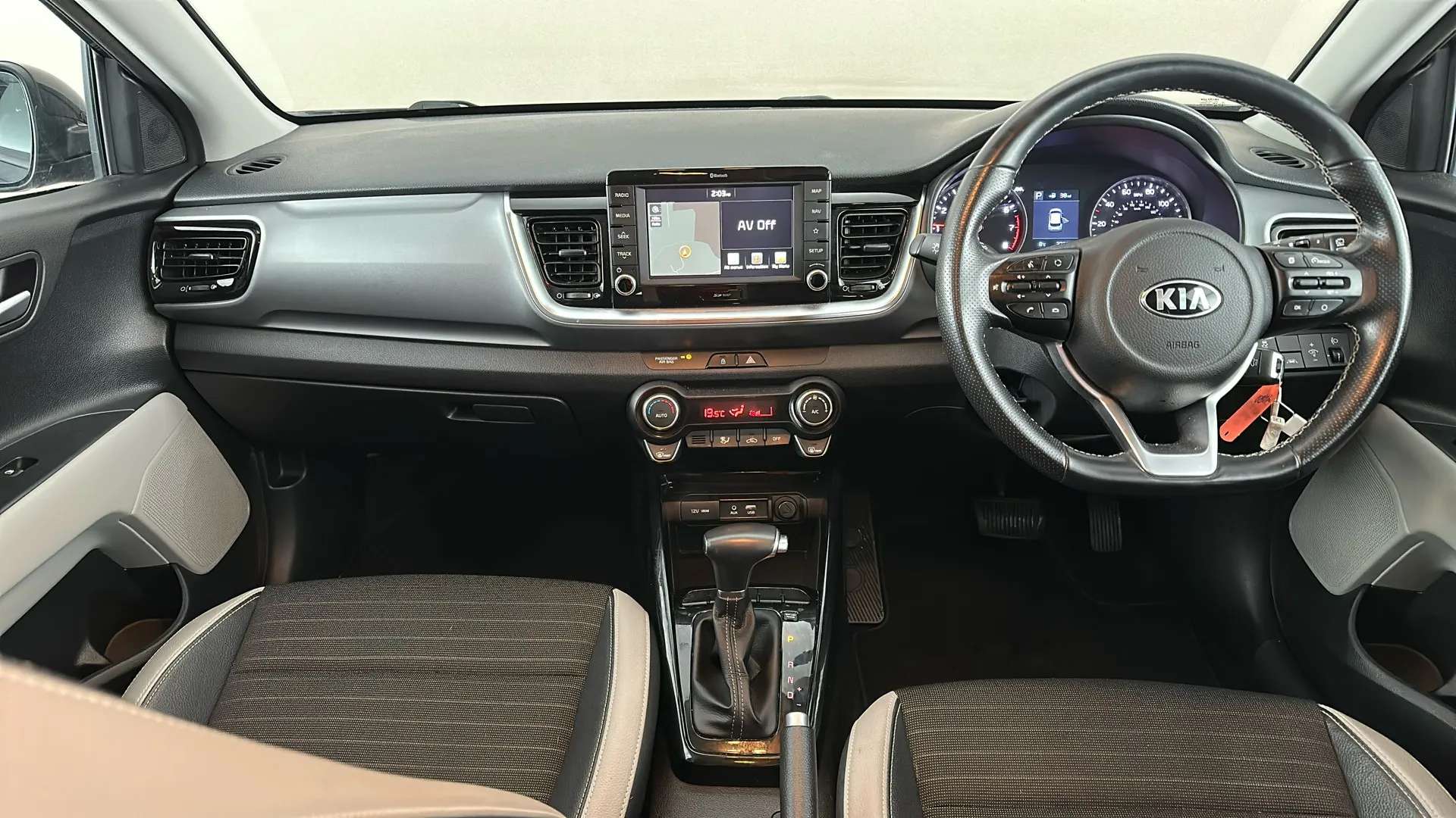 2020 KIA STONIC 2020 KIA STONIC