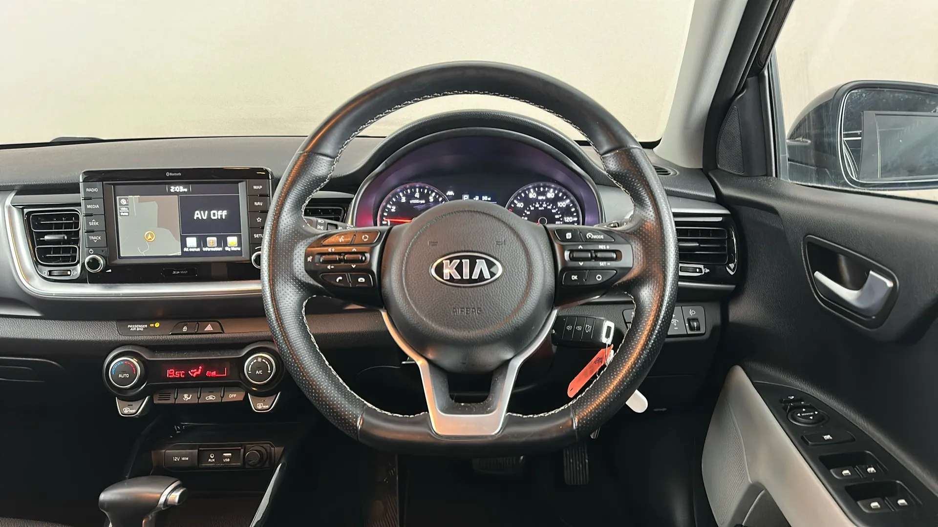 2020 KIA STONIC 2020 KIA STONIC