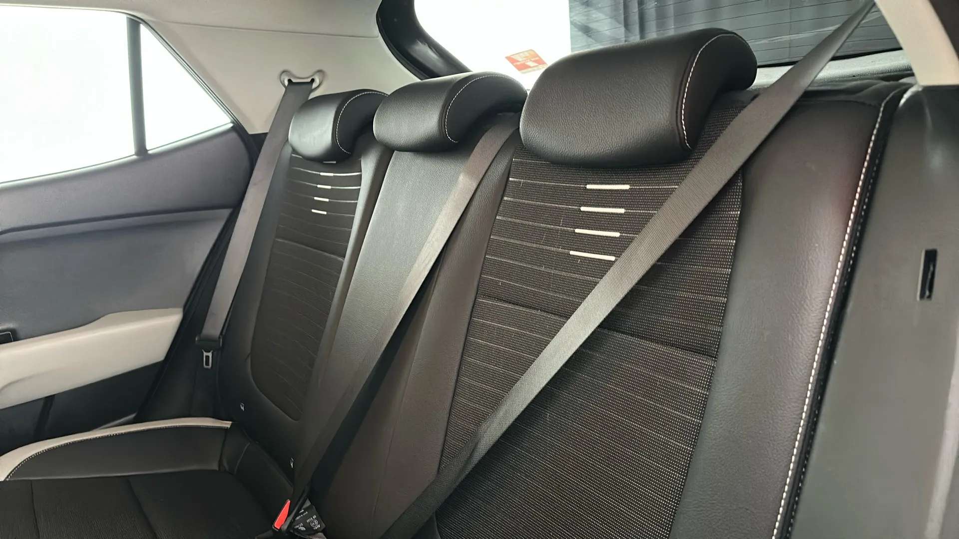 2020 KIA STONIC 2020 KIA STONIC