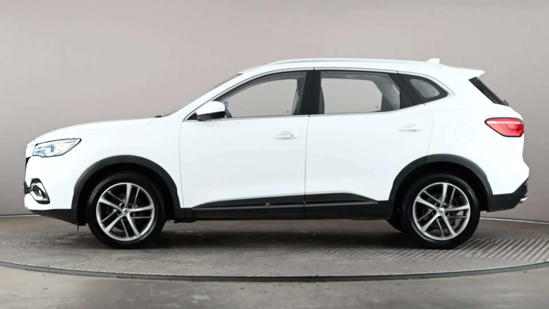 A 2021 MG MOTOR UK HS 1.5 T-GDI Exclusive A 2021 MG MOTOR UK HS 1.5 T-GDI Exclusive