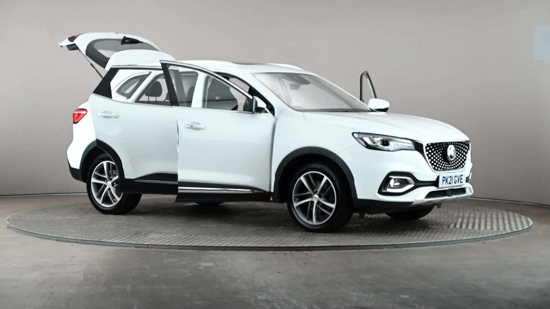 2021 MG MOTOR UK HS 2021 MG MOTOR UK HS