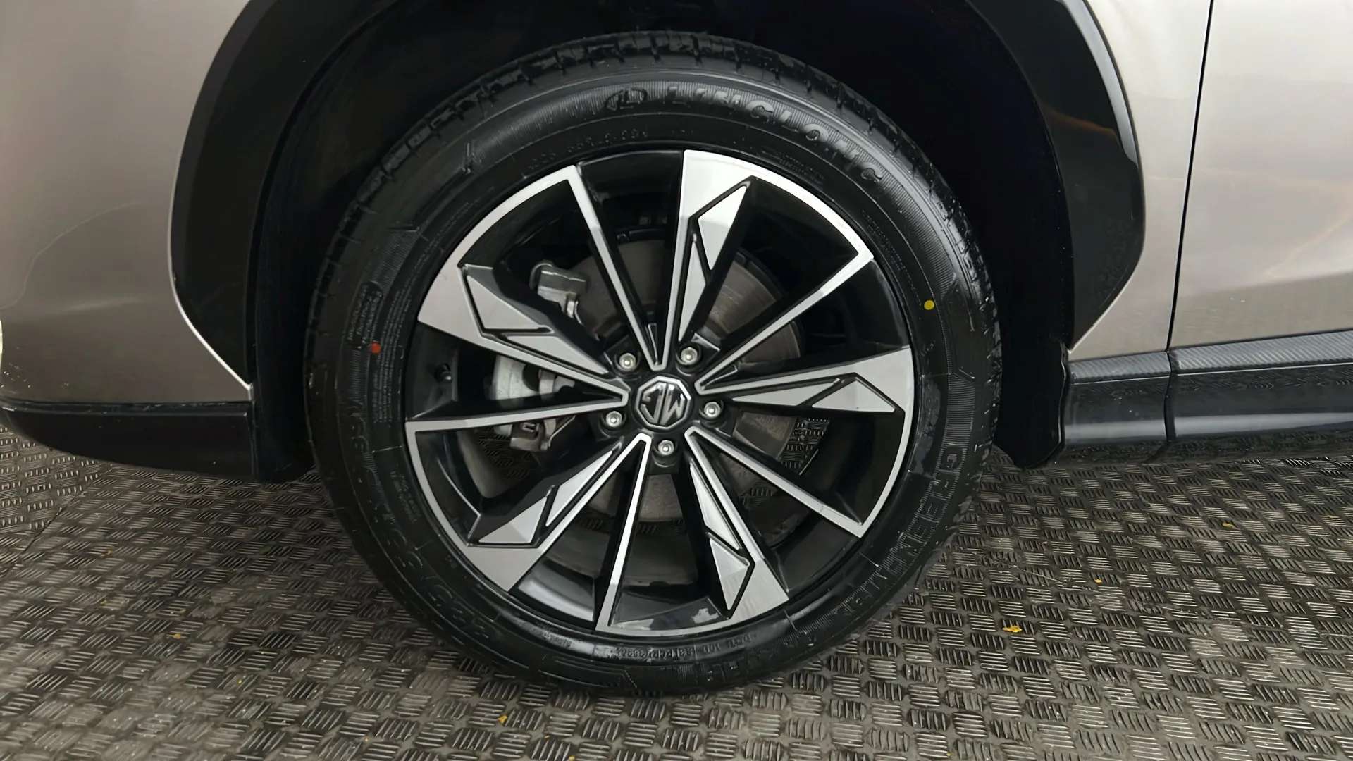 2024 MG MOTOR UK HS 2024 MG MOTOR UK HS