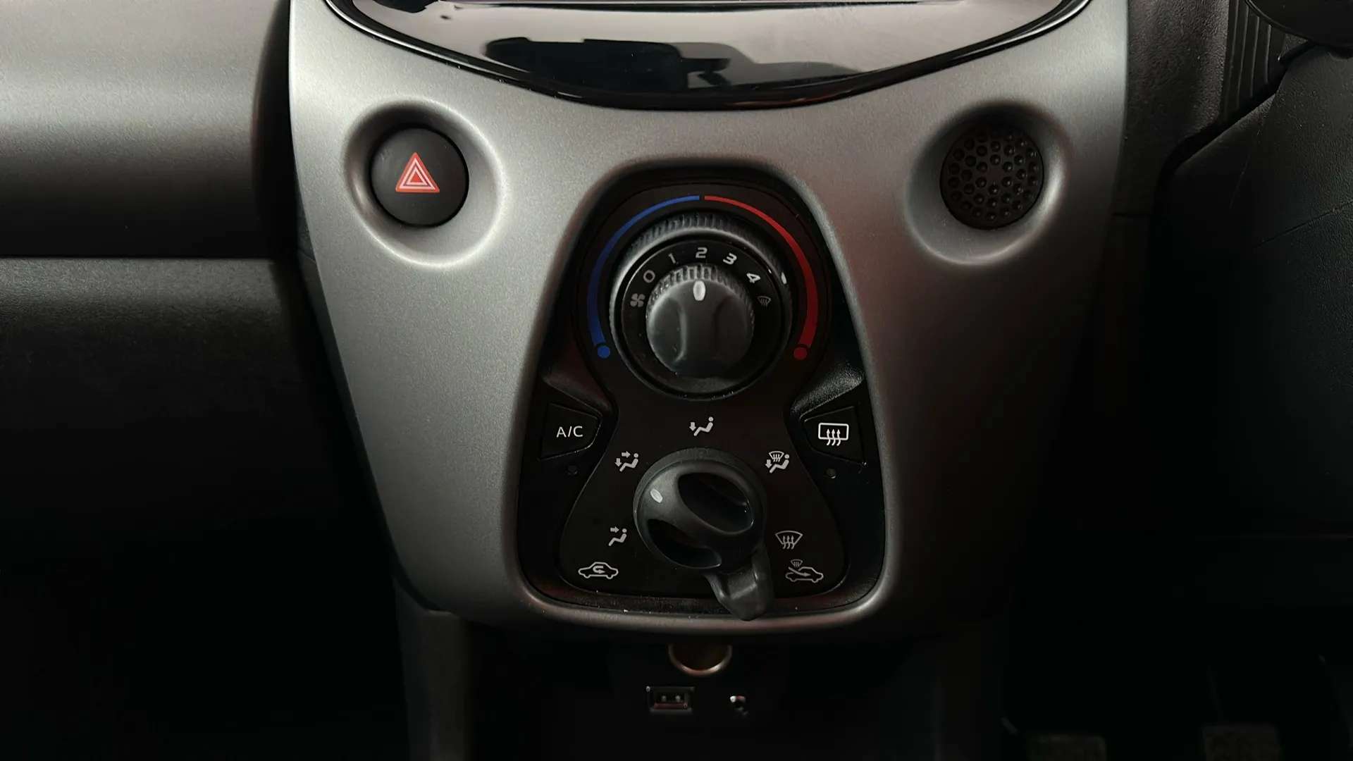 2020 TOYOTA AYGO 2020 TOYOTA AYGO