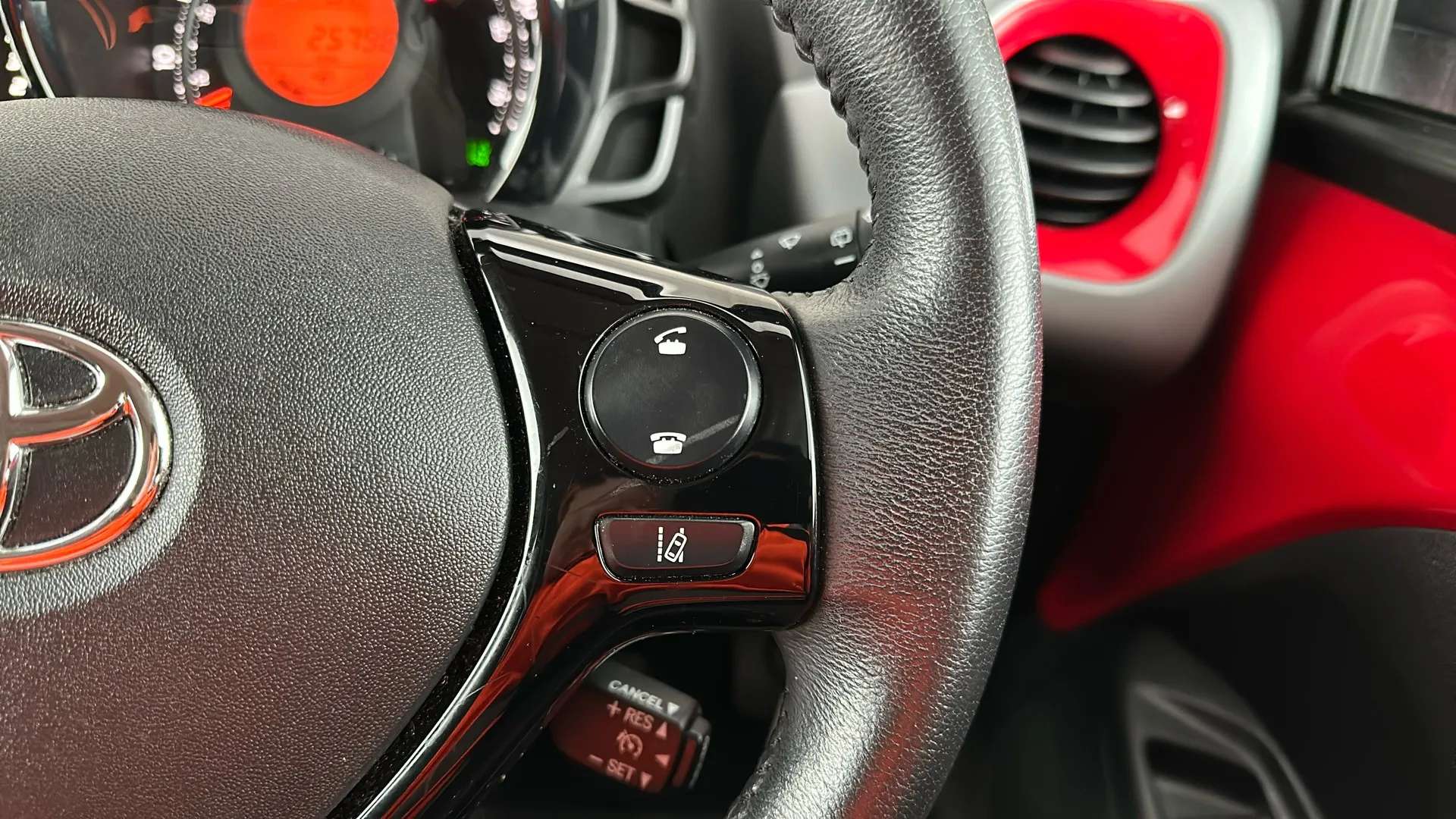 2020 TOYOTA AYGO 2020 TOYOTA AYGO