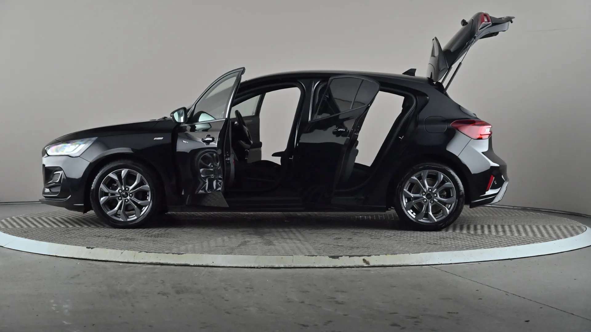 2023 FORD FOCUS 2023 FORD FOCUS