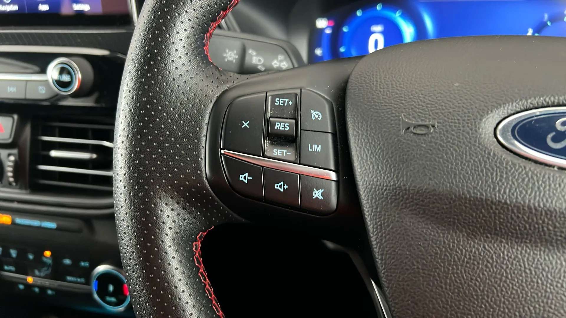 2023 FORD KUGA 2023 FORD KUGA