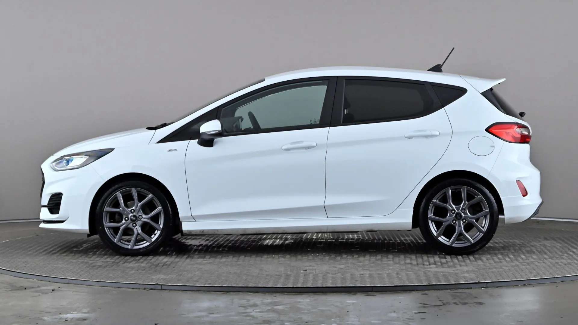 A 2022 FORD FIESTA 1.0 EcoBoost Hybrid mHEV 125 ST-Line A 2022 FORD FIESTA 1.0 EcoBoost Hybrid mHEV 125 ST-Line