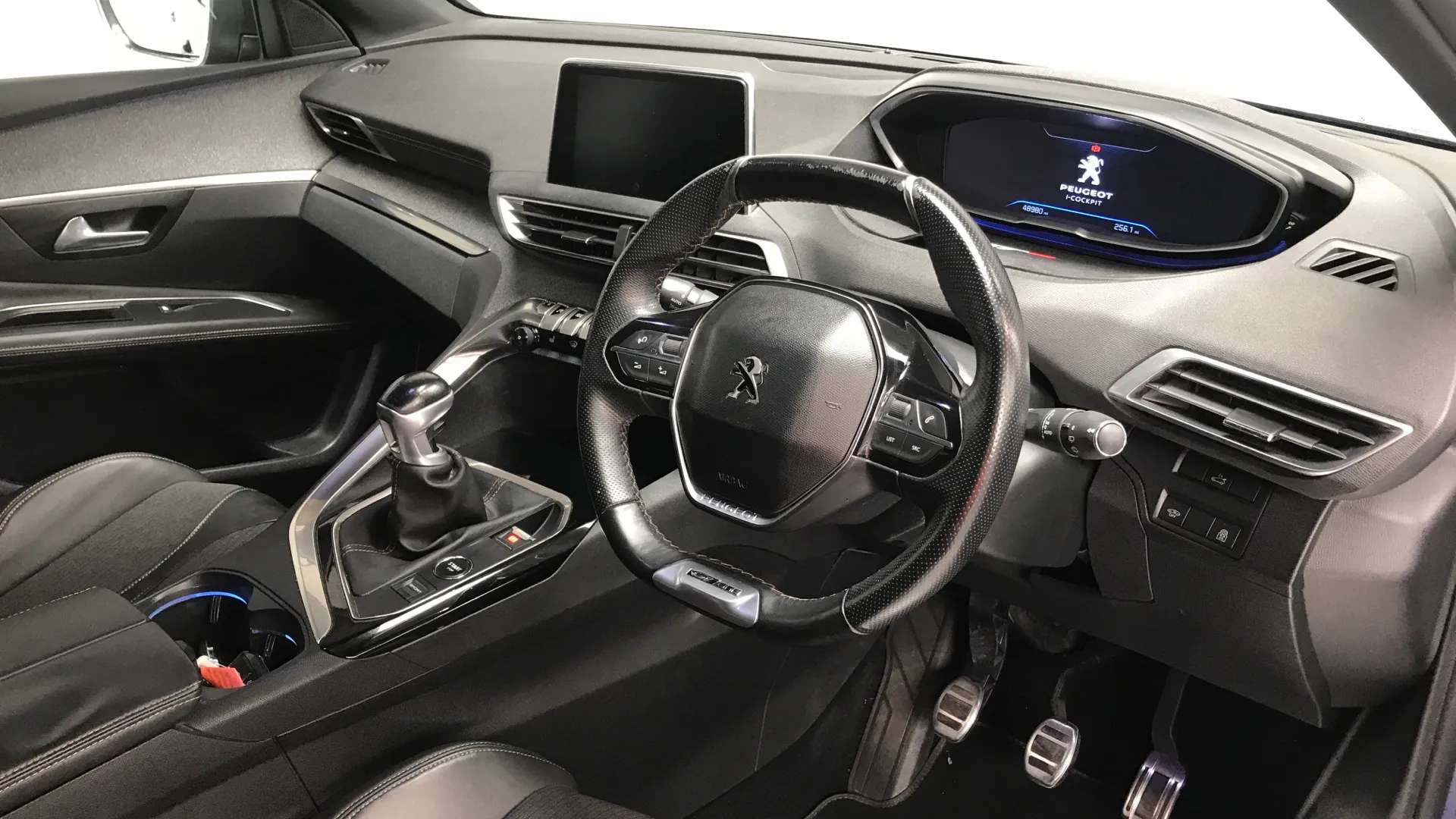2018 PEUGEOT 3008 2018 PEUGEOT 3008