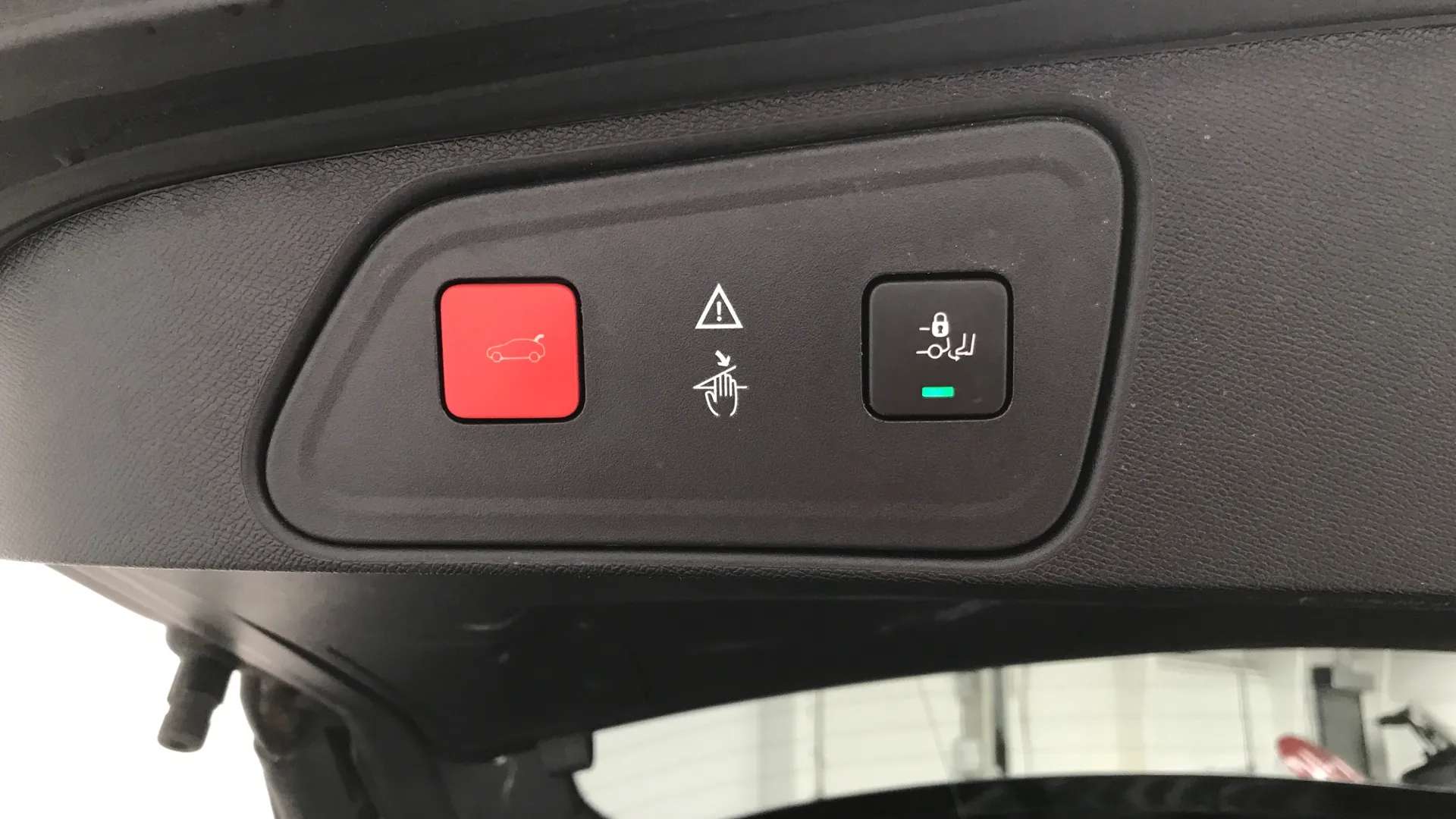 2018 PEUGEOT 3008 2018 PEUGEOT 3008