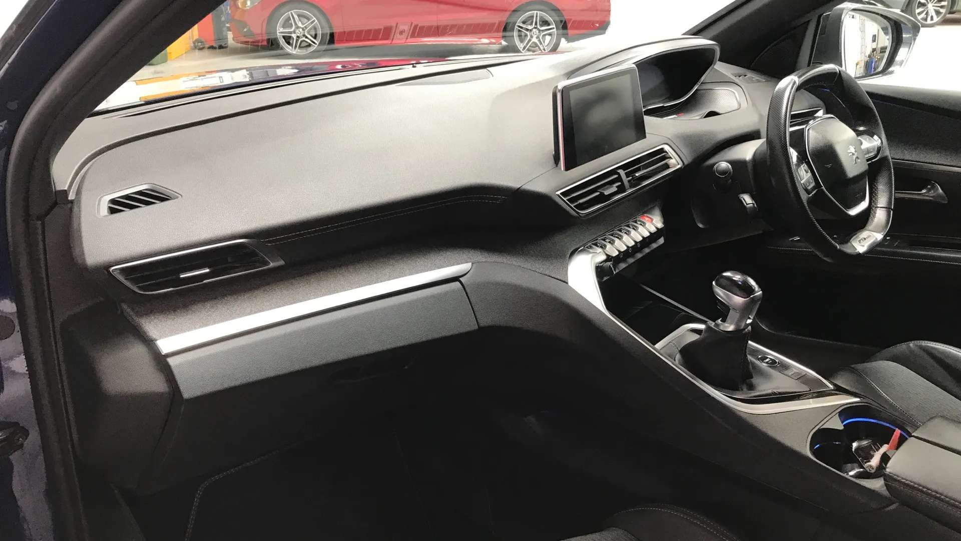 2018 PEUGEOT 3008 2018 PEUGEOT 3008