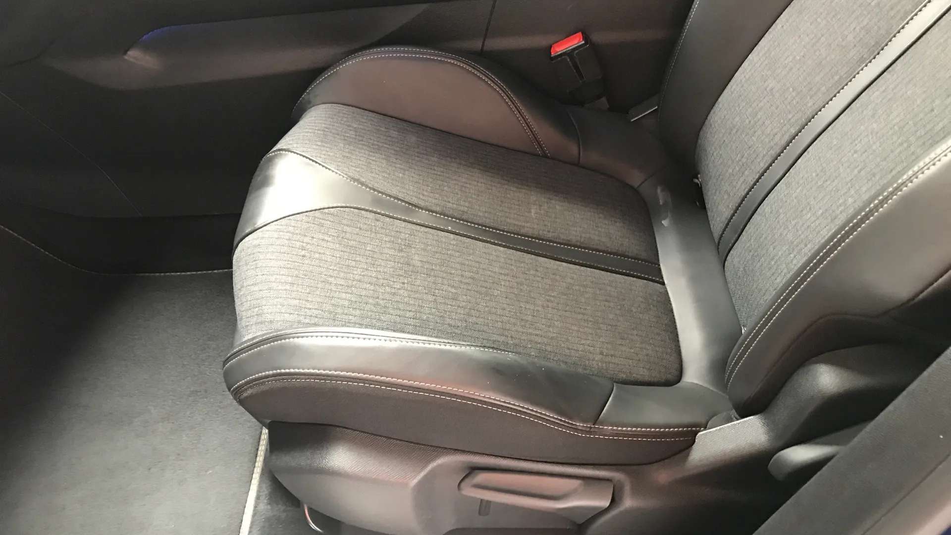 2018 PEUGEOT 3008 2018 PEUGEOT 3008