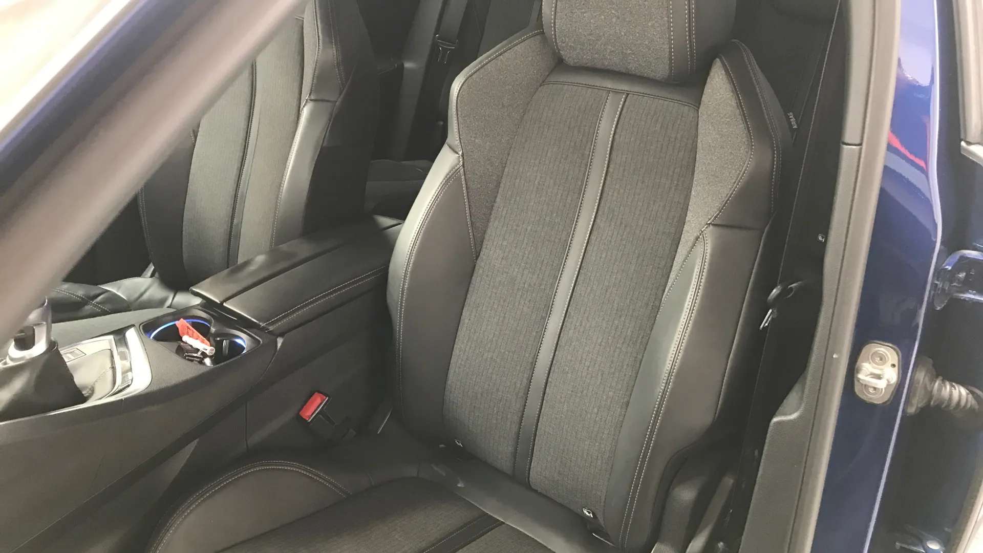 2018 PEUGEOT 3008 2018 PEUGEOT 3008