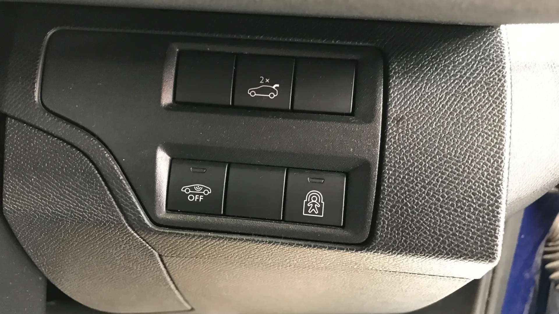 2018 PEUGEOT 3008 2018 PEUGEOT 3008