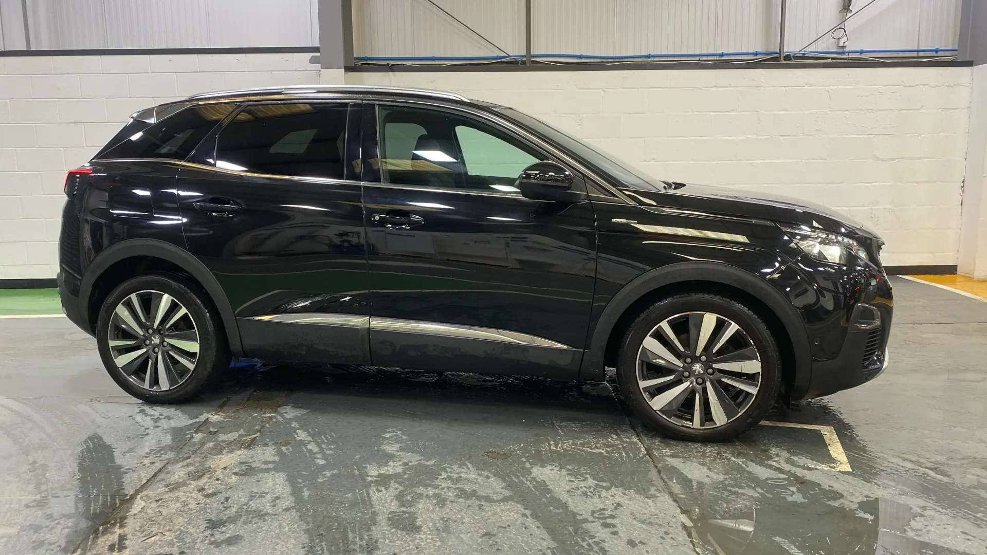 A 2018 PEUGEOT 3008 1.5 BlueHDi GT Line Premium A 2018 PEUGEOT 3008 1.5 BlueHDi GT Line Premium