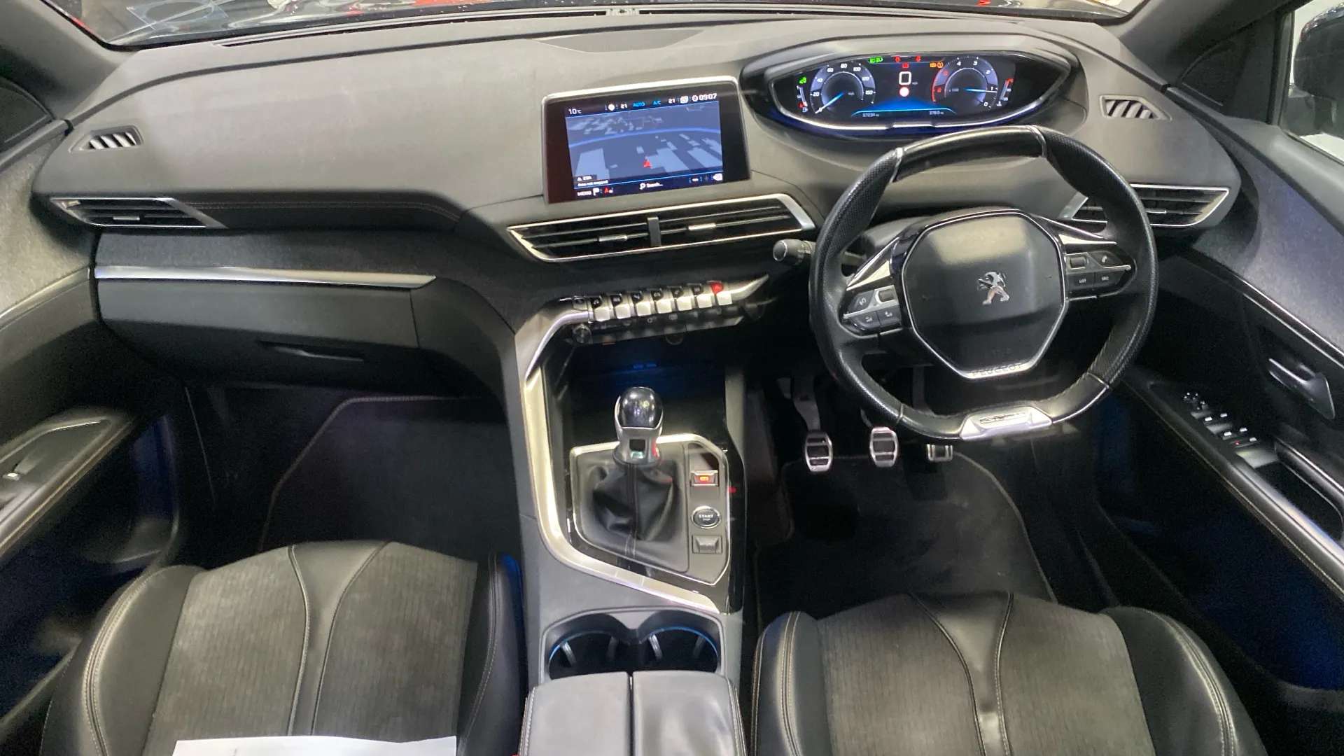 A 2018 PEUGEOT 3008 1.5 BlueHDi GT Line Premium A 2018 PEUGEOT 3008 1.5 BlueHDi GT Line Premium