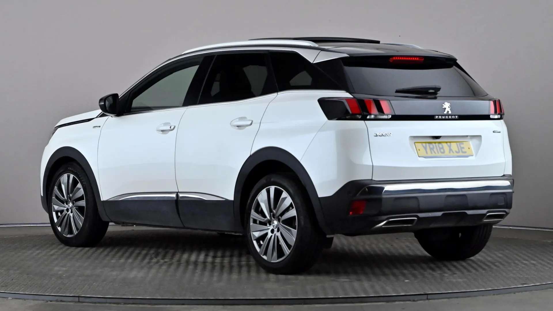 A 2018 PEUGEOT 3008 1.2 PureTech GT Line Premium A 2018 PEUGEOT 3008 1.2 PureTech GT Line Premium
