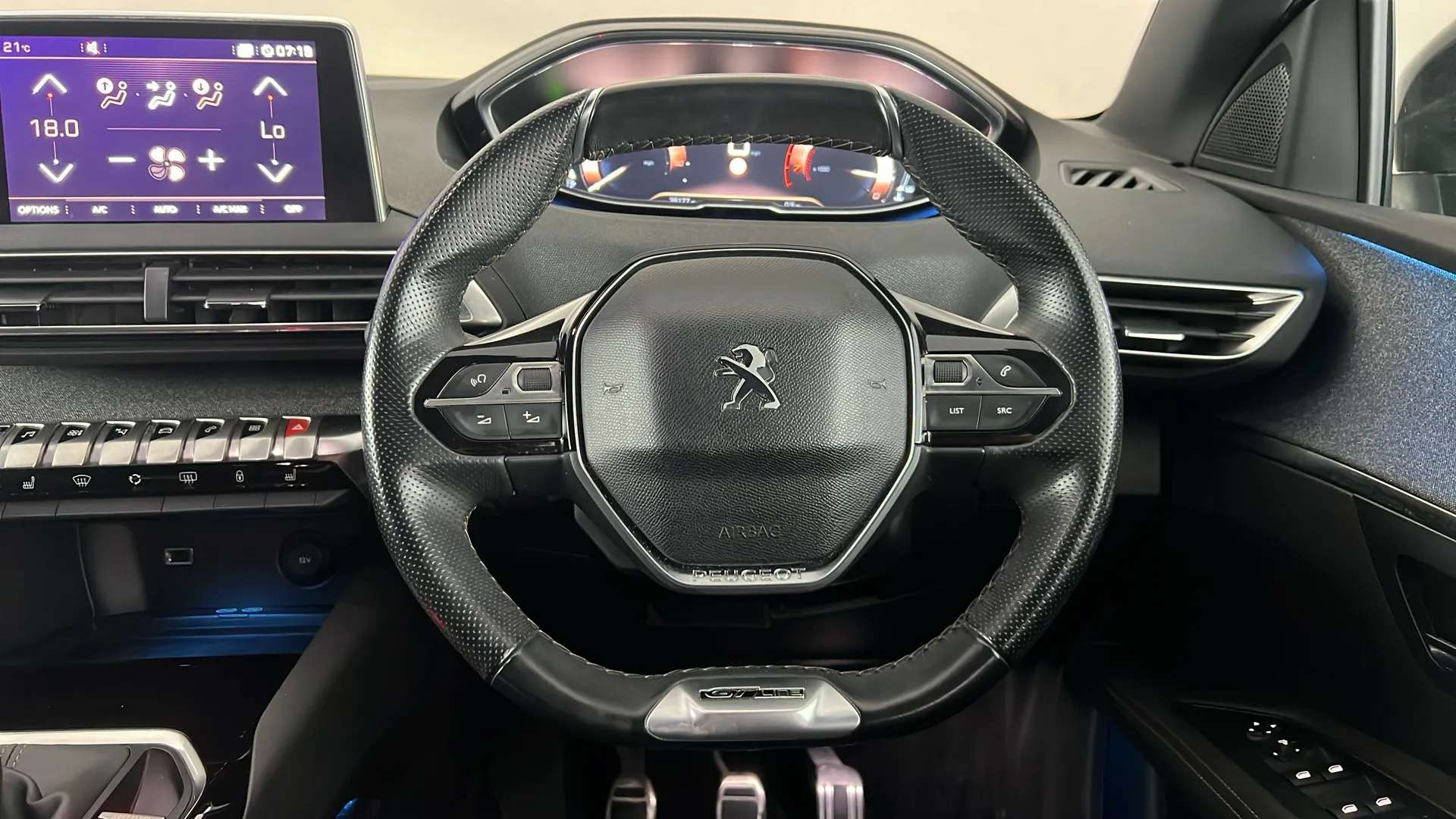 2018 PEUGEOT 3008 2018 PEUGEOT 3008