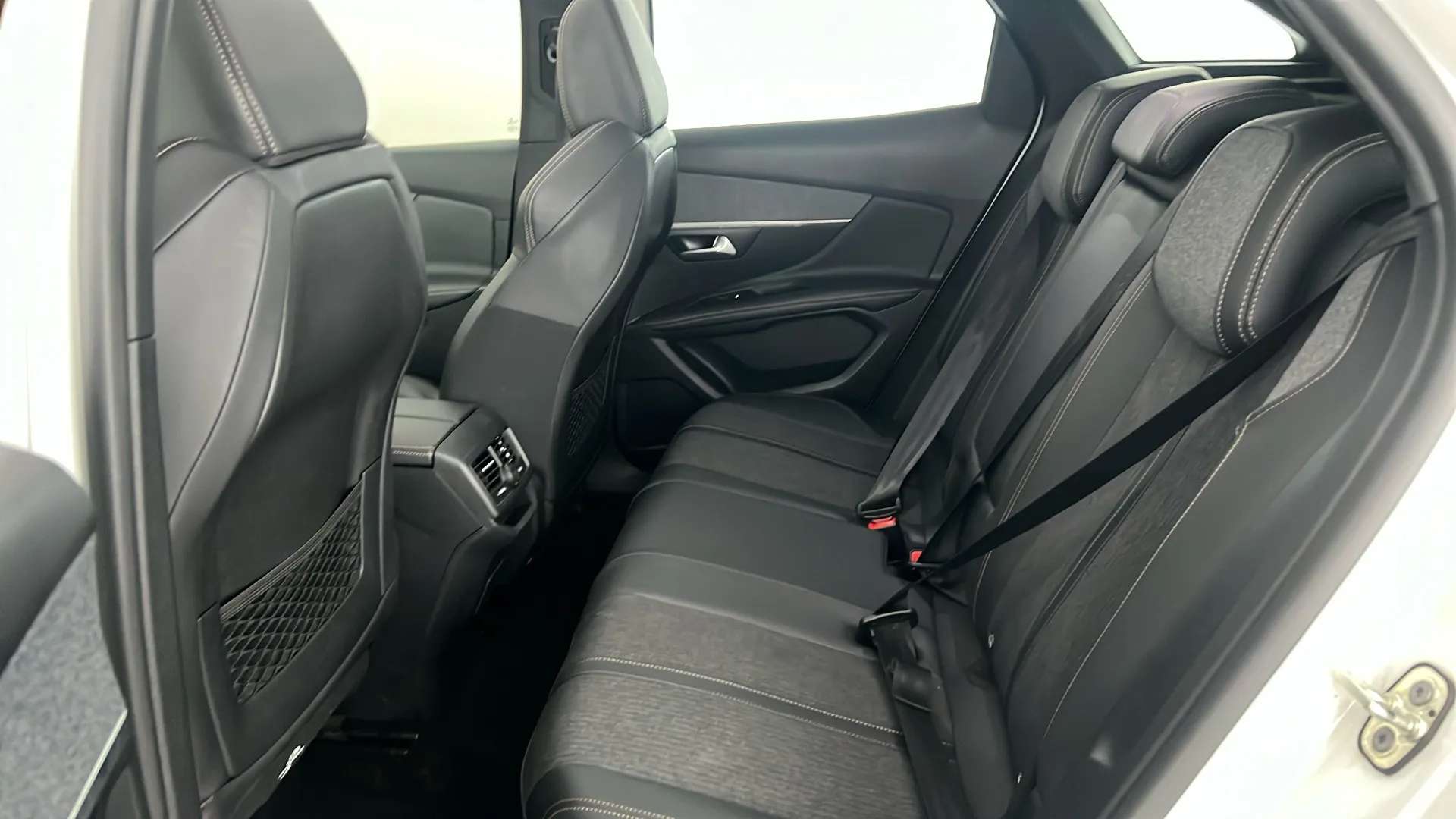 2018 PEUGEOT 3008 2018 PEUGEOT 3008