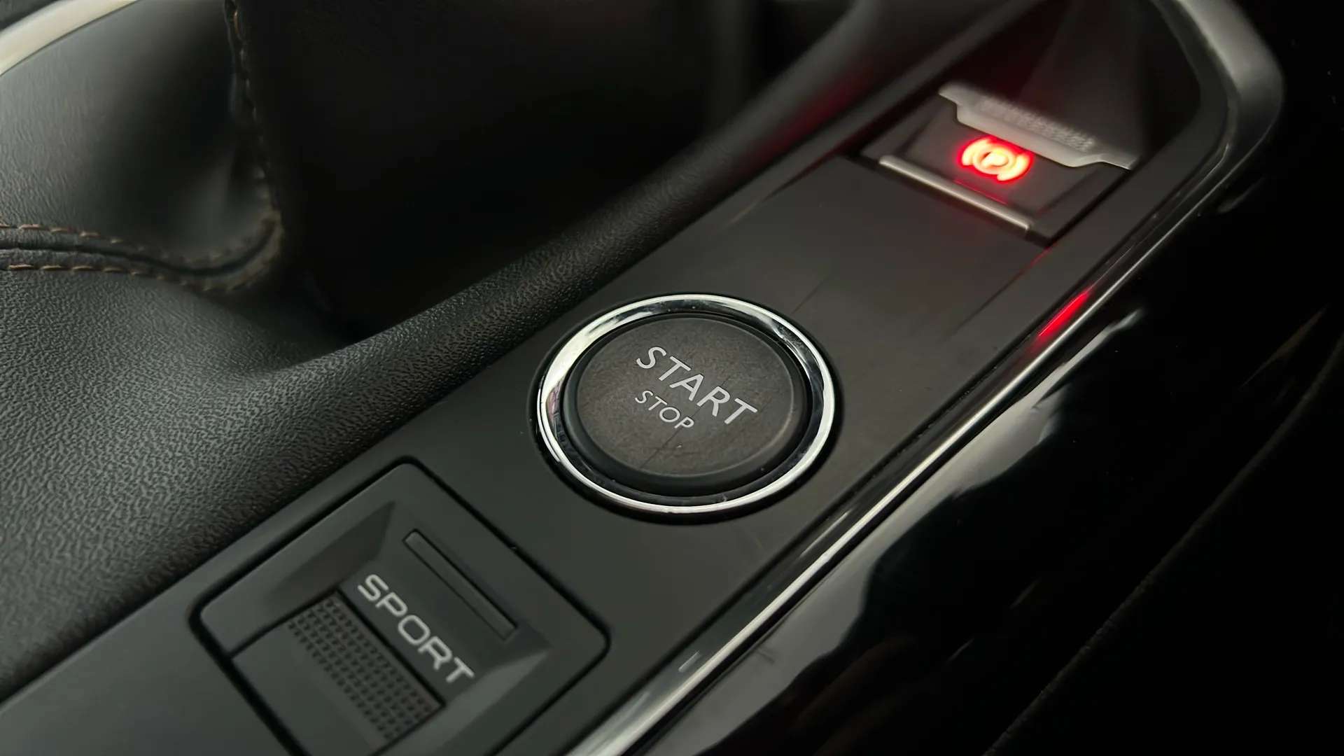 2018 PEUGEOT 3008 2018 PEUGEOT 3008
