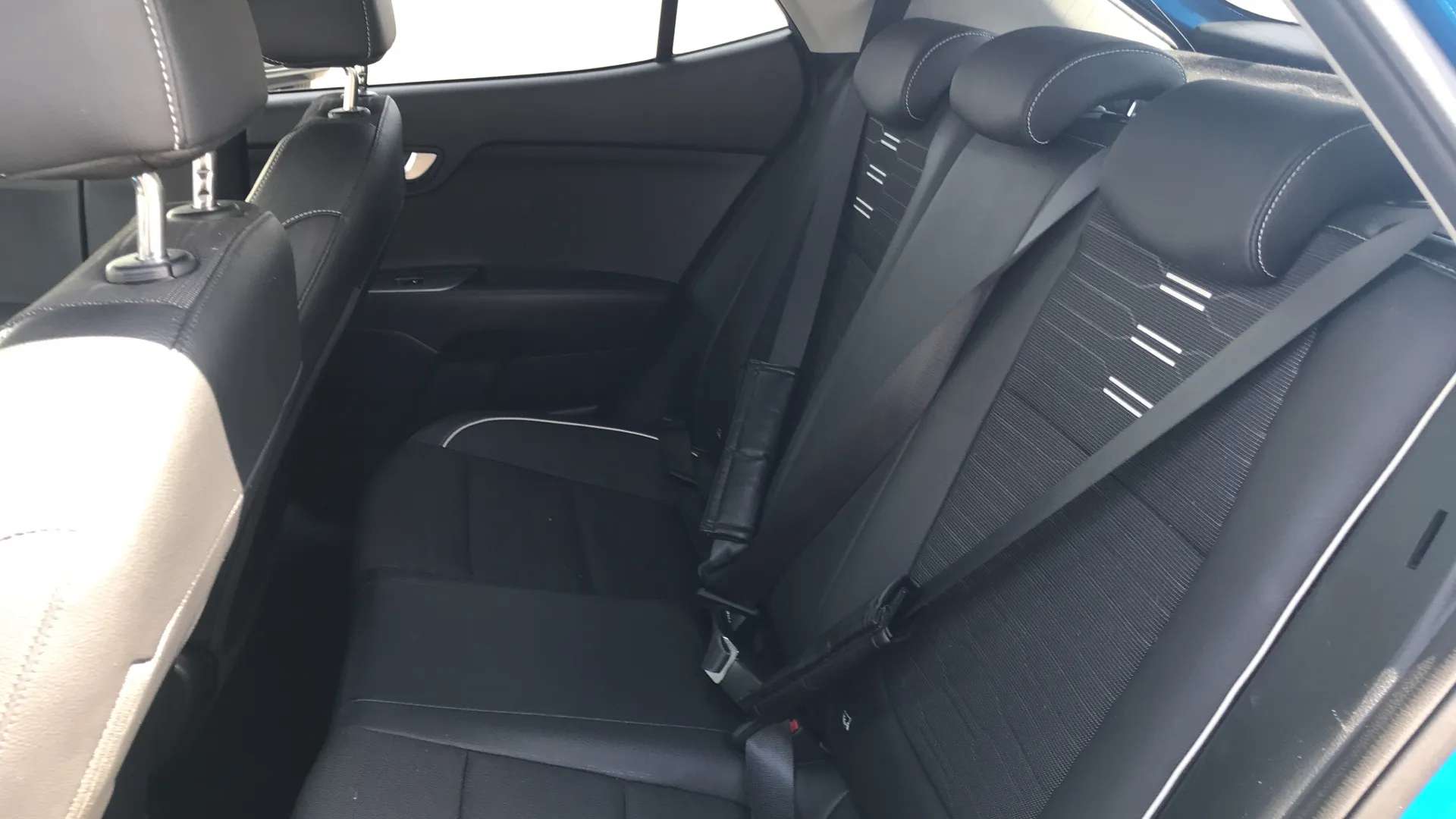 2021 KIA STONIC 2021 KIA STONIC