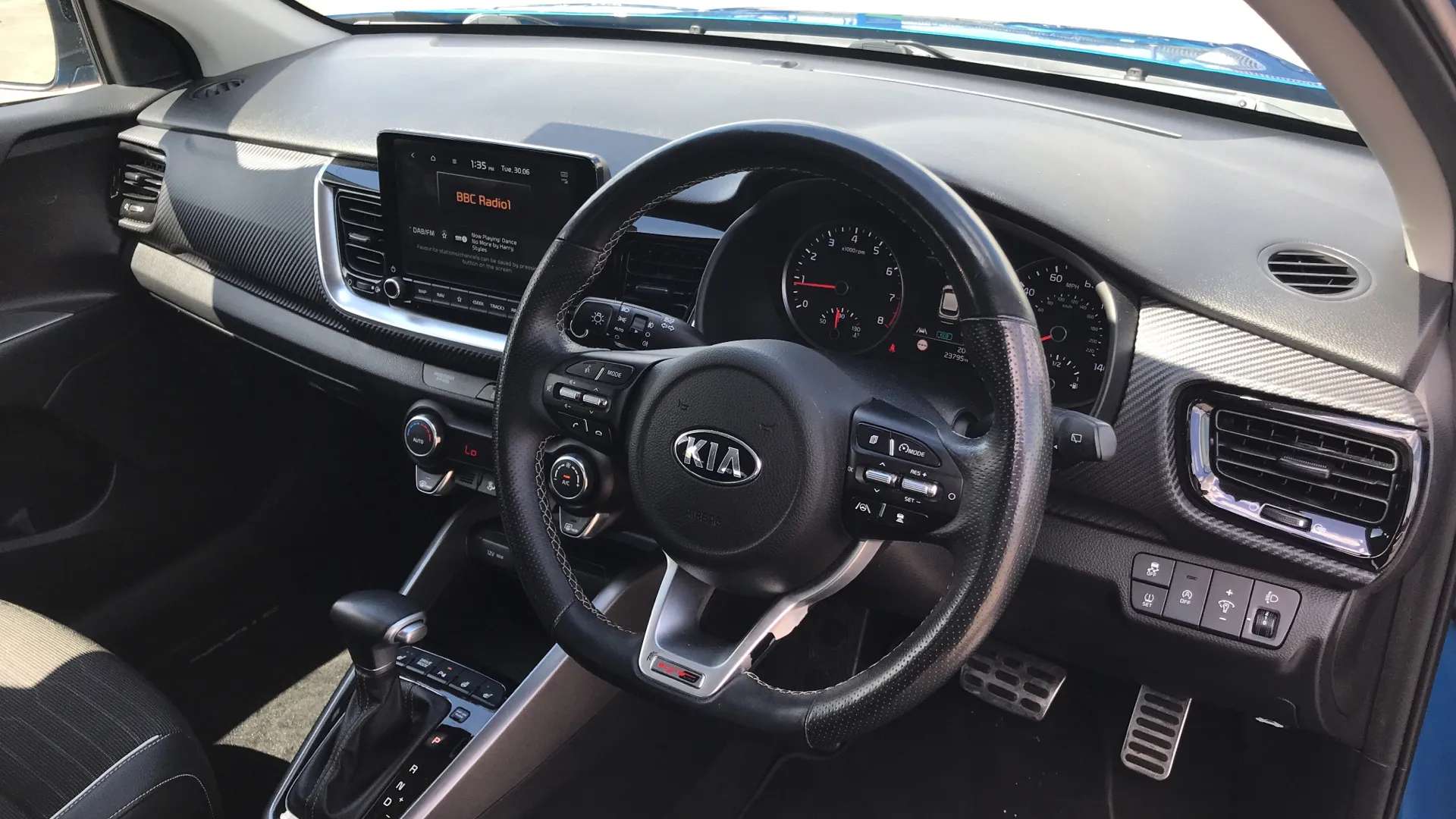 2021 KIA STONIC 2021 KIA STONIC