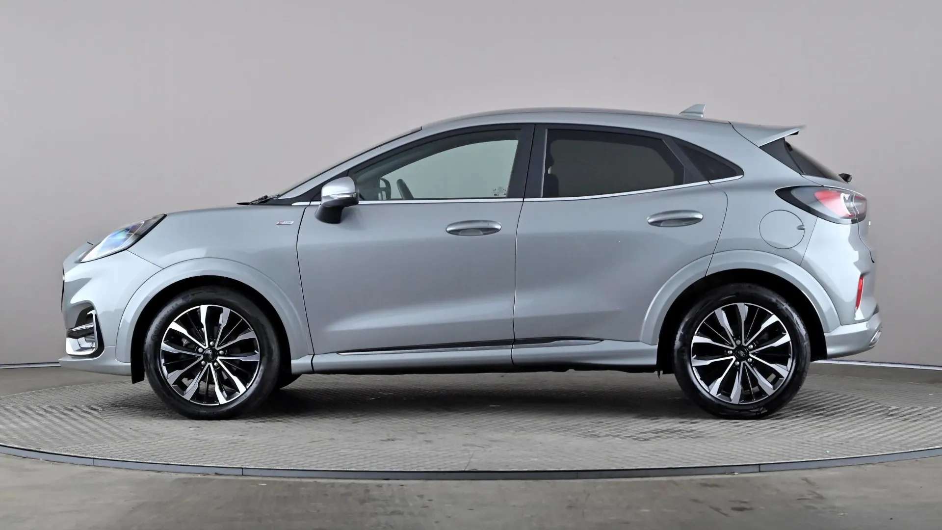 A 2023 FORD PUMA 1.0 EcoBoost Hybrid mHEV 155 ST-Line Vignale A 2023 FORD PUMA 1.0 EcoBoost Hybrid mHEV 155 ST-Line Vignale