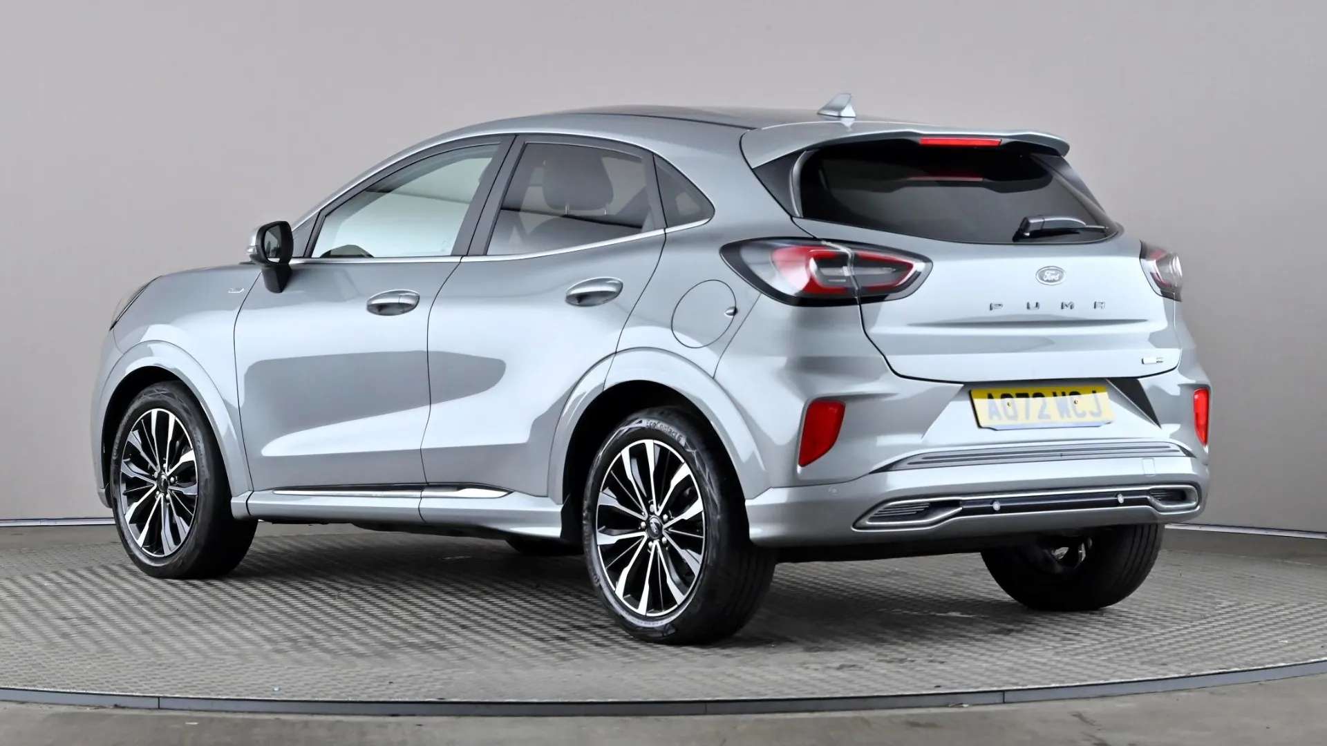 A 2023 FORD PUMA 1.0 EcoBoost Hybrid mHEV 155 ST-Line Vignale A 2023 FORD PUMA 1.0 EcoBoost Hybrid mHEV 155 ST-Line Vignale