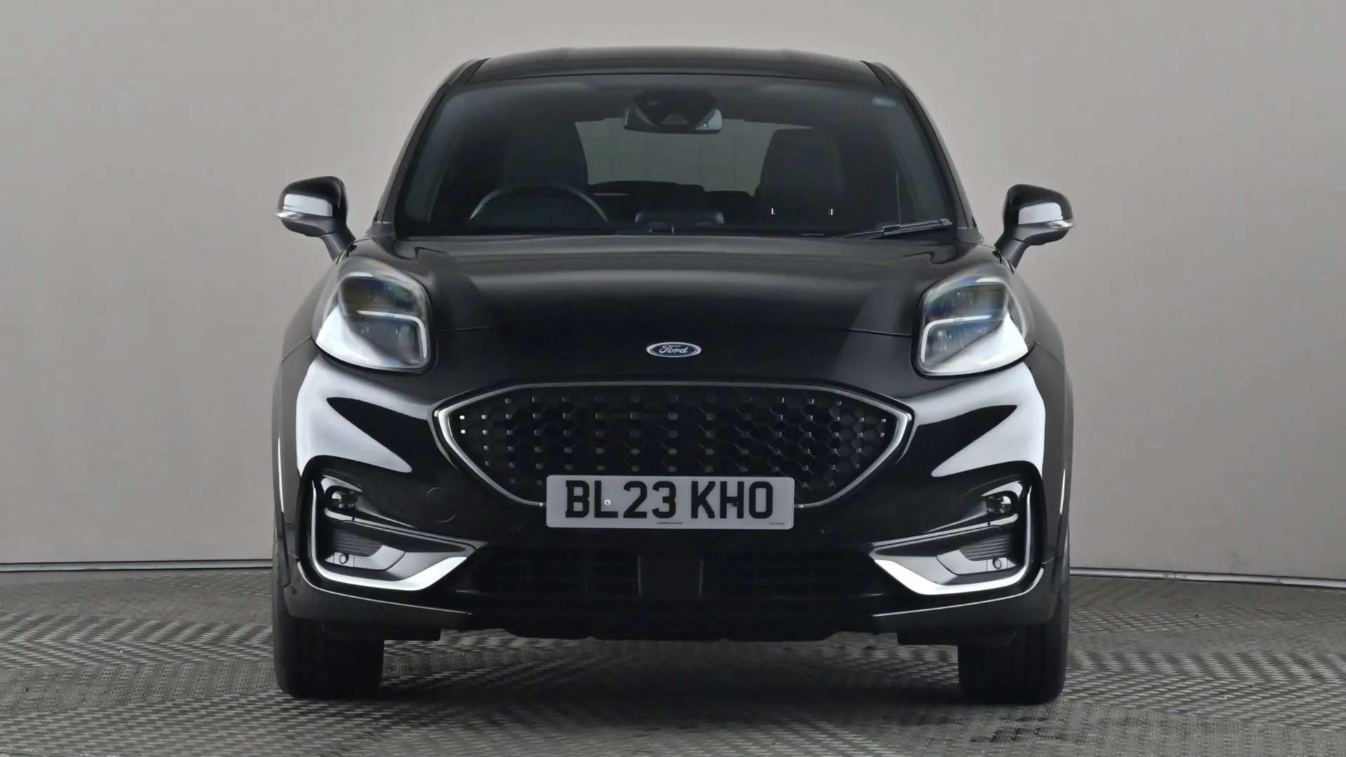 A 2023 FORD PUMA 1.0 EcoBoost Hybrid mHEV ST-Line Vignale A 2023 FORD PUMA 1.0 EcoBoost Hybrid mHEV ST-Line Vignale