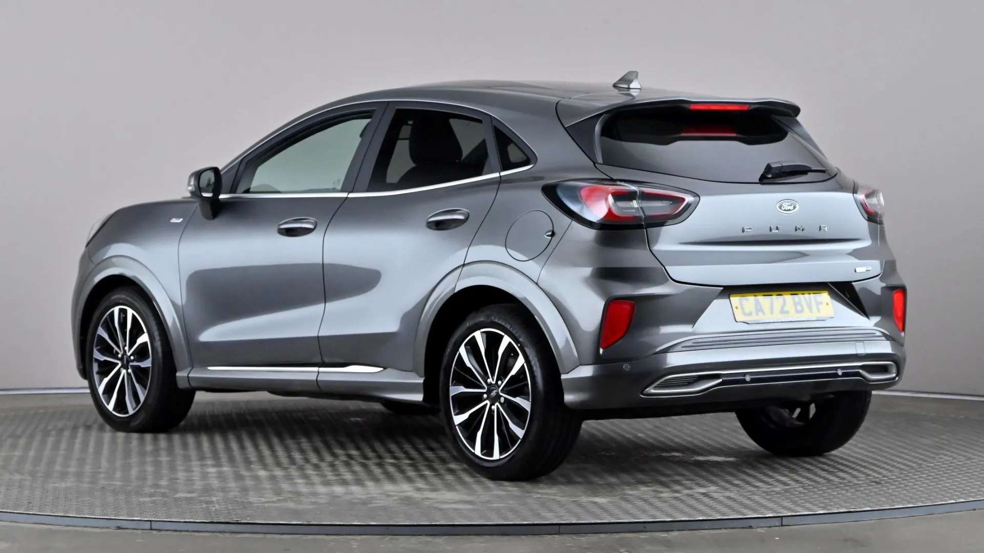 A 2022 FORD PUMA 1.0 EcoBoost Hybrid mHEV 155 ST-Line Vignale A 2022 FORD PUMA 1.0 EcoBoost Hybrid mHEV 155 ST-Line Vignale