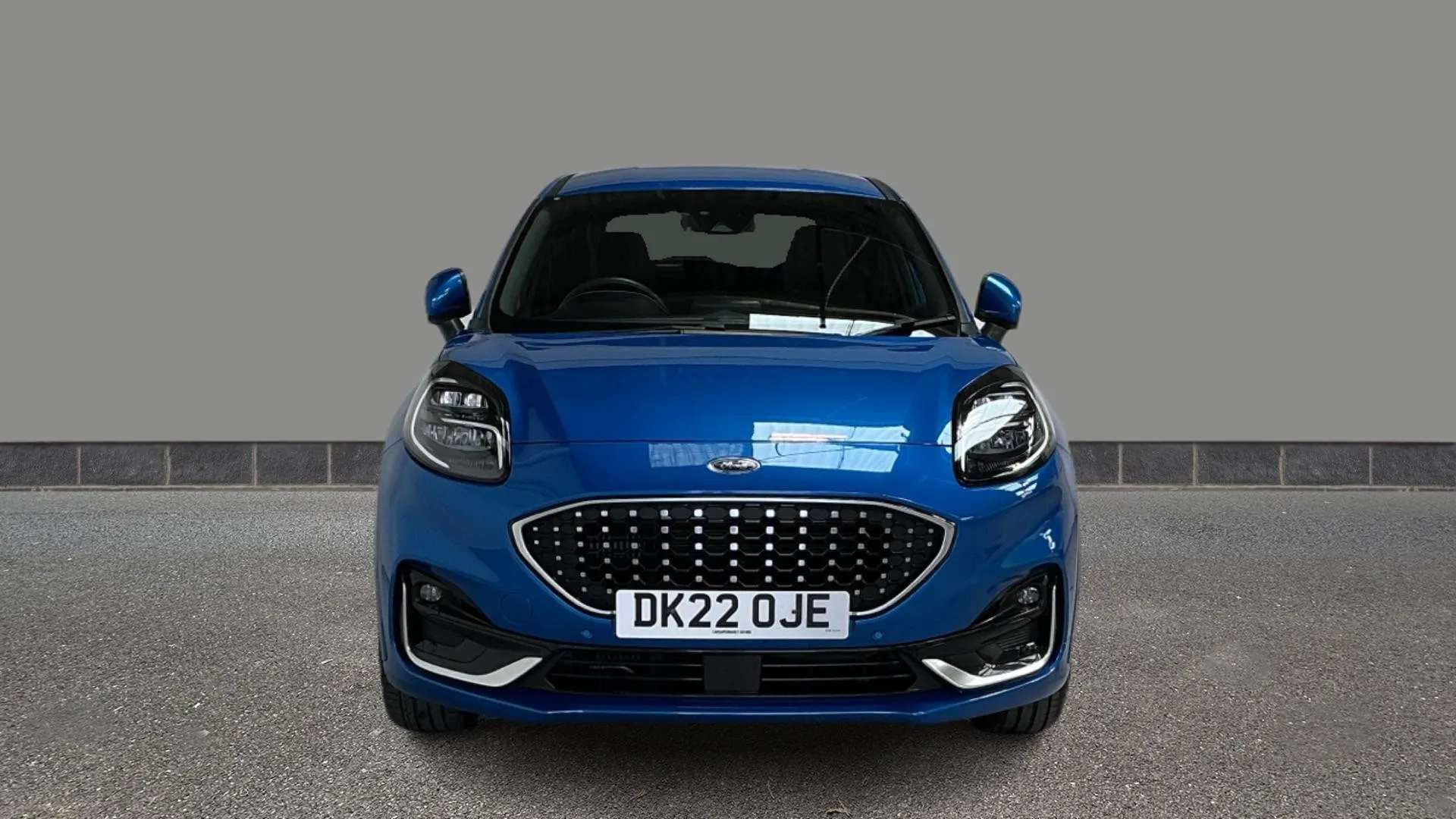 A 2022 FORD PUMA 1.0 EcoBoost Hybrid mHEV ST-Line Vignale A 2022 FORD PUMA 1.0 EcoBoost Hybrid mHEV ST-Line Vignale