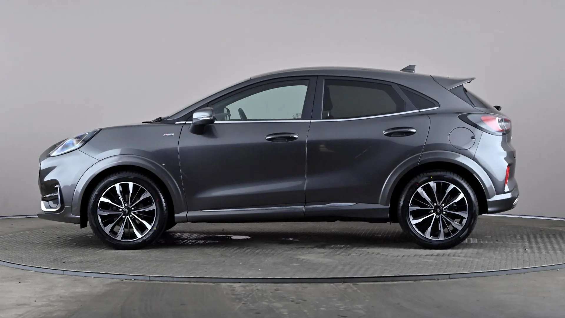 A 2023 FORD PUMA 1.0 EcoBoost Hybrid mHEV 155 ST-Line Vignale A 2023 FORD PUMA 1.0 EcoBoost Hybrid mHEV 155 ST-Line Vignale